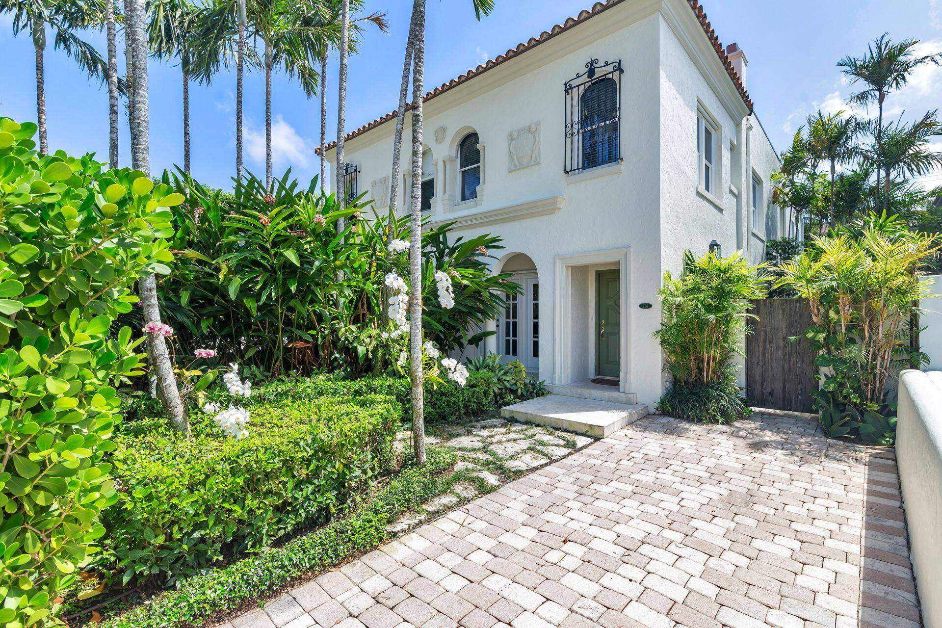 Palm Beach, FL 33480,328 Chilean AVE
