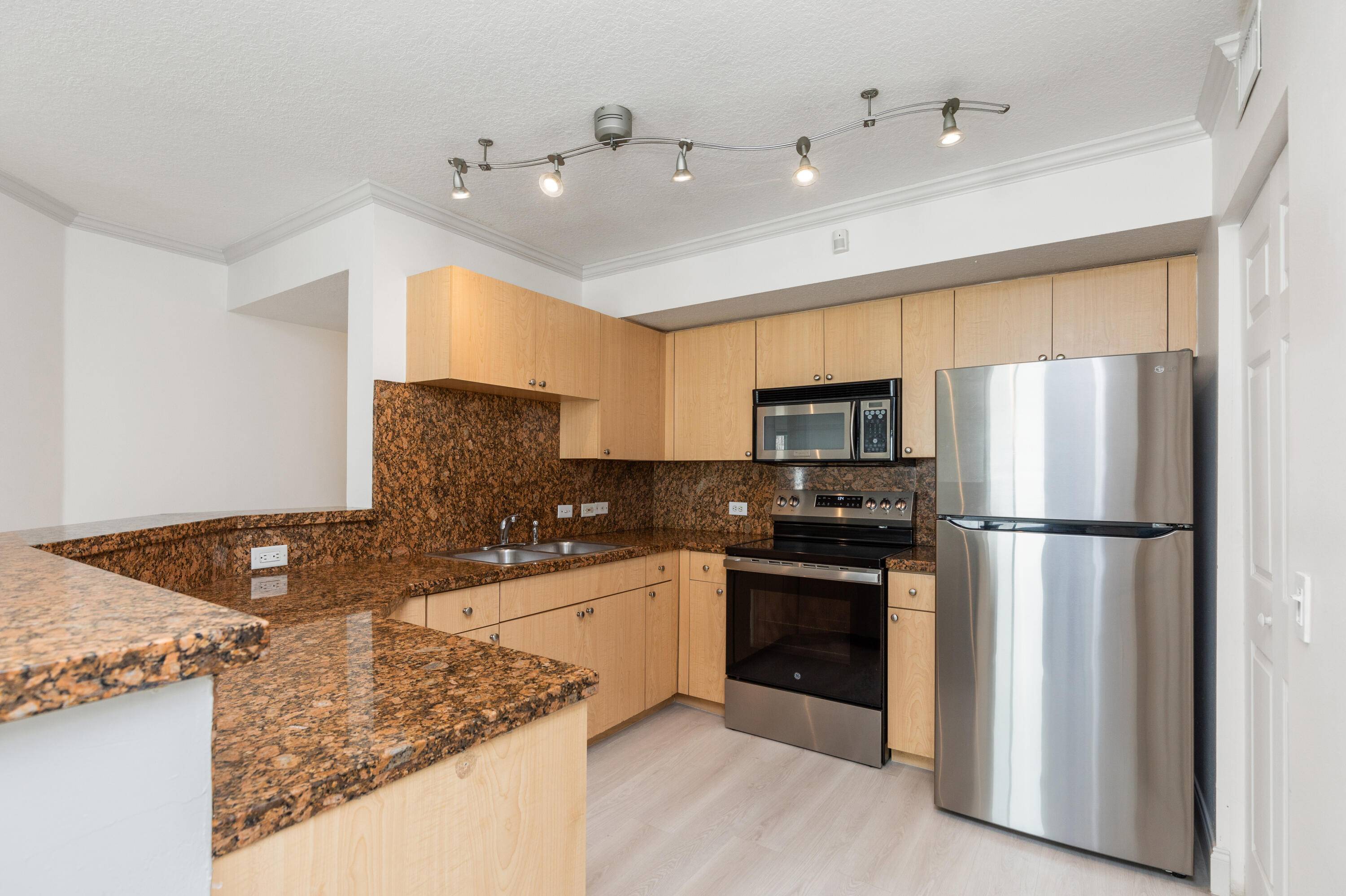 Boynton Beach, FL 33435,810 Villa CIR