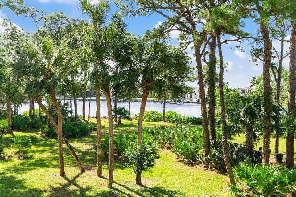 Jupiter, FL 33477,2101 Marina Isle WAY 203