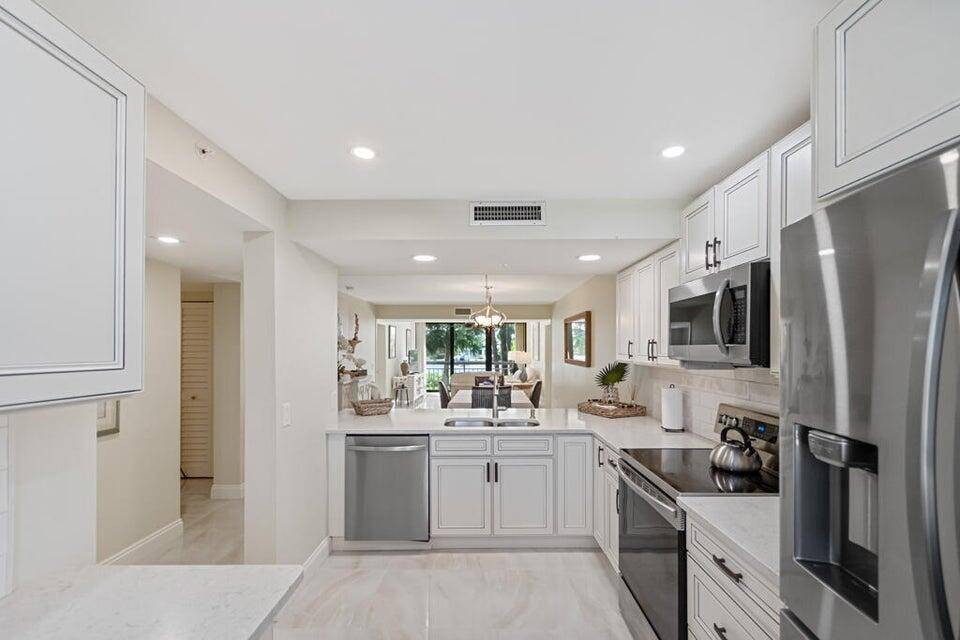 Jupiter, FL 33477,2101 Marina Isle WAY 203