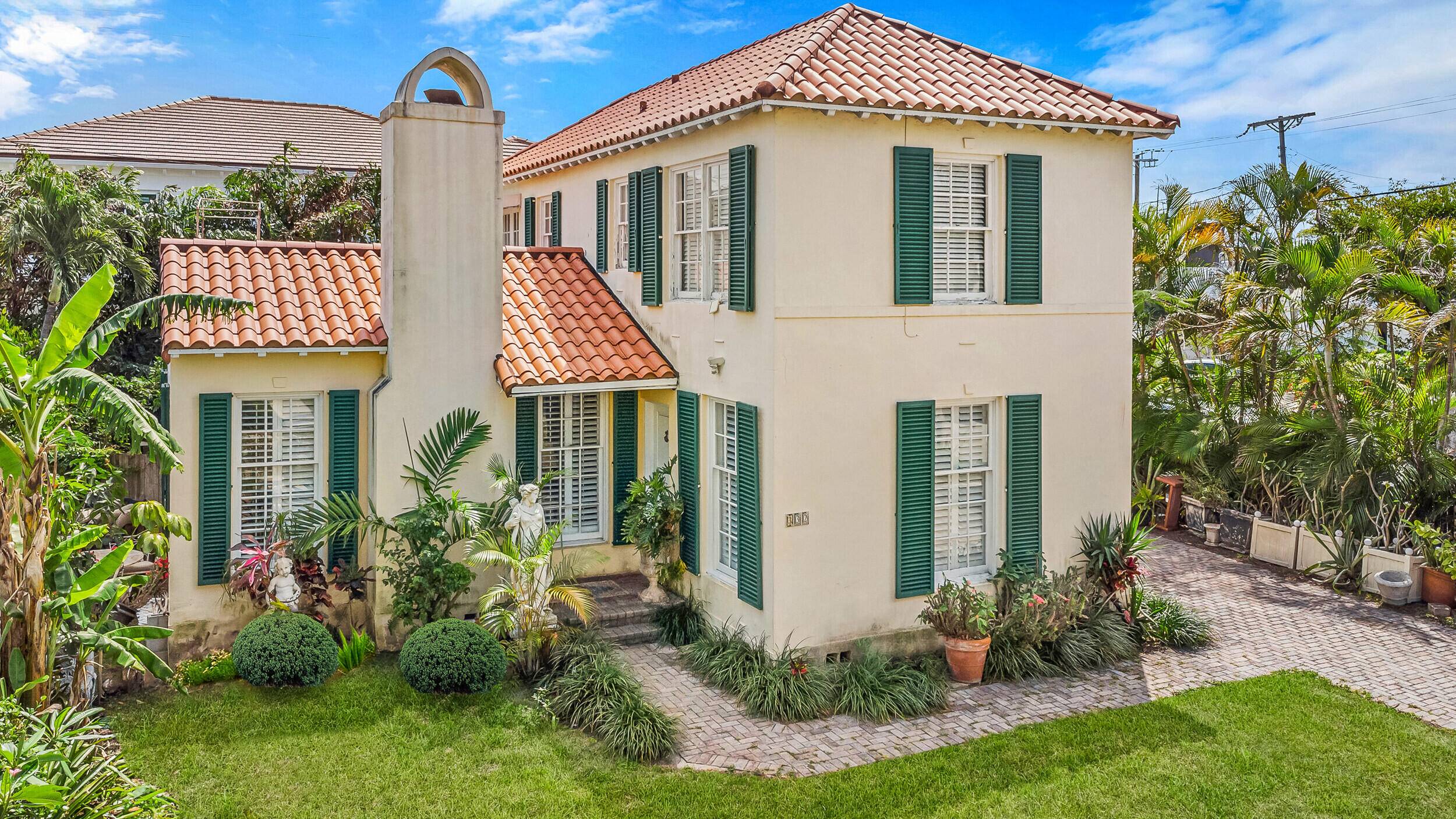 West Palm Beach, FL 33405,332 Monceaux RD