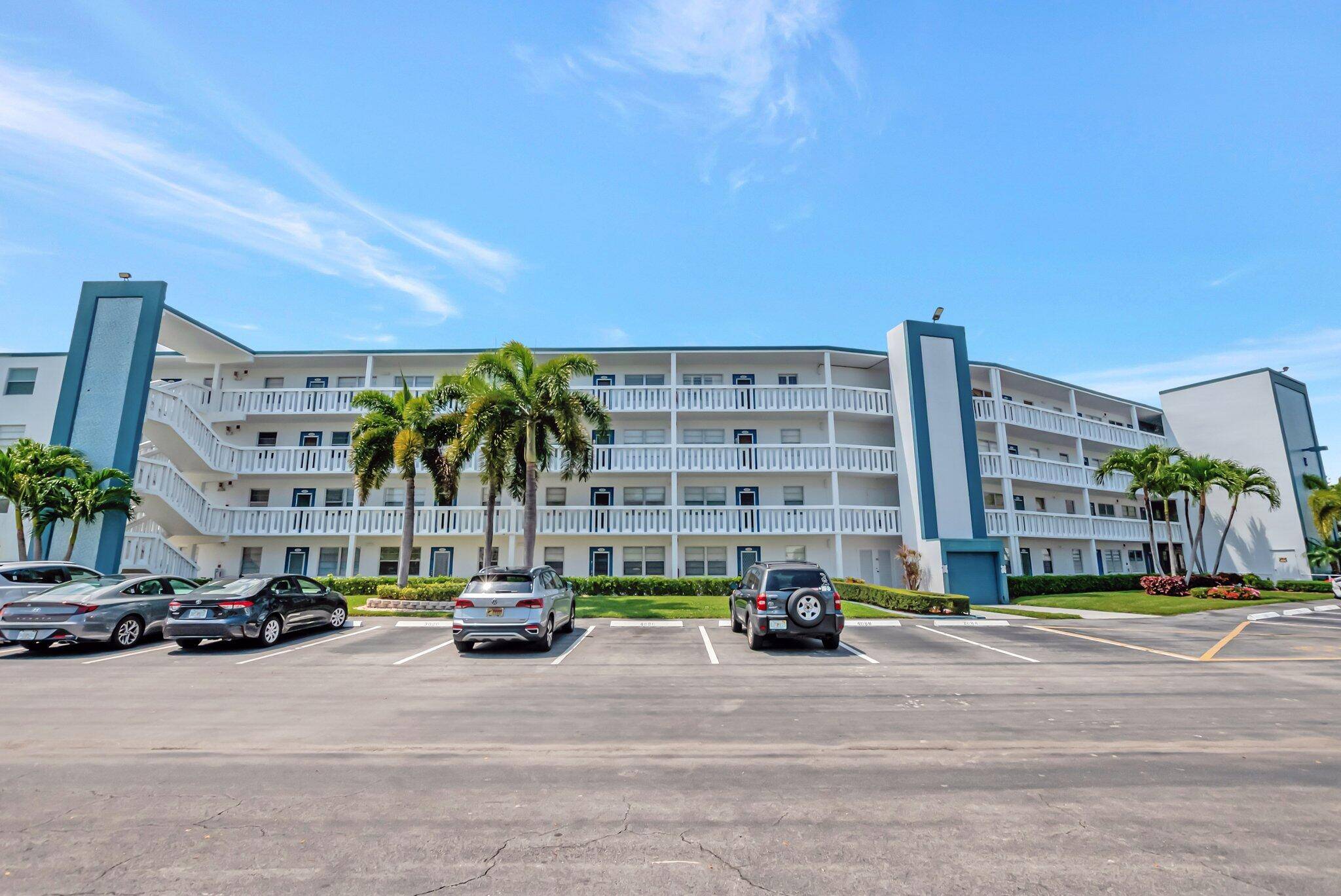 Boca Raton, FL 33434,1083 E Exeter