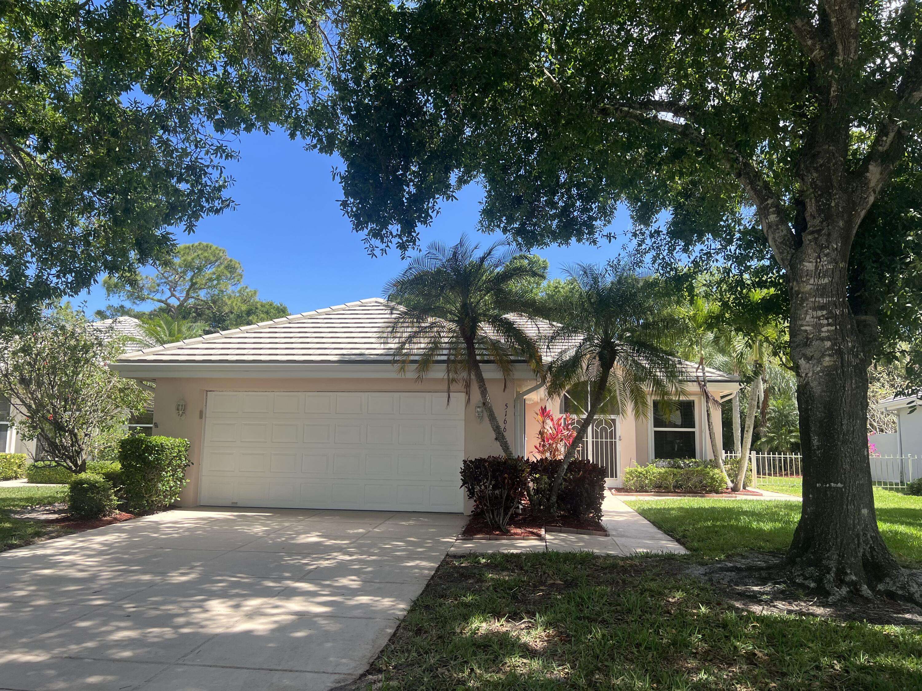 Hobe Sound, FL 33455,5166 SE Inkwood WAY