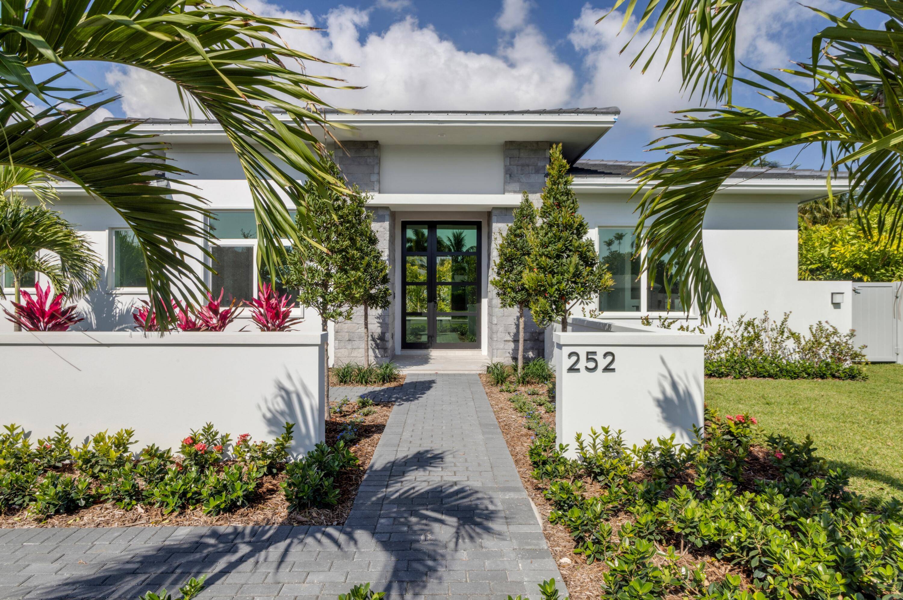 Delray Beach, FL 33444,252 NE 17th ST