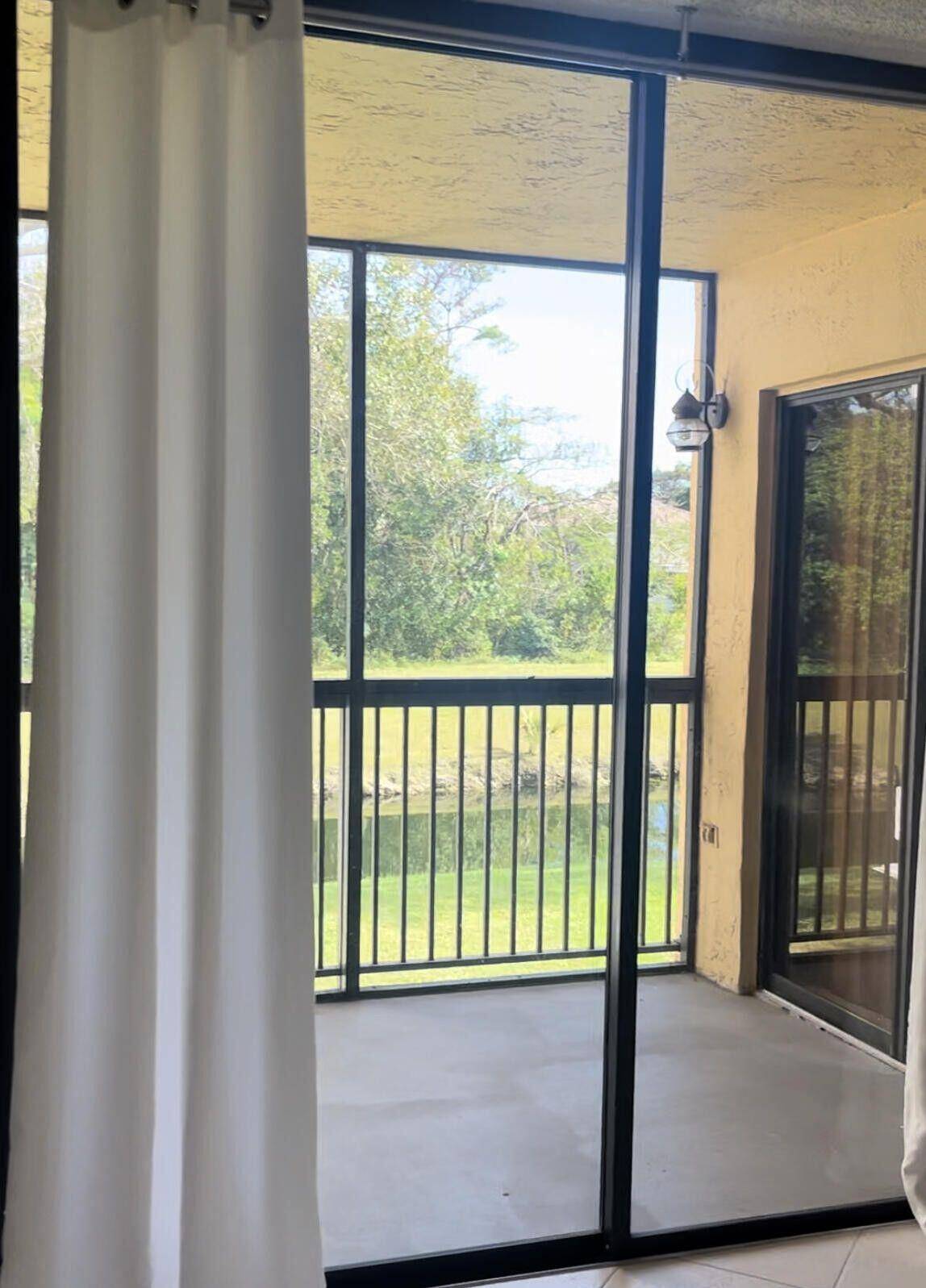 Coral Springs, FL 33067,5701 Riverside DR 206b6