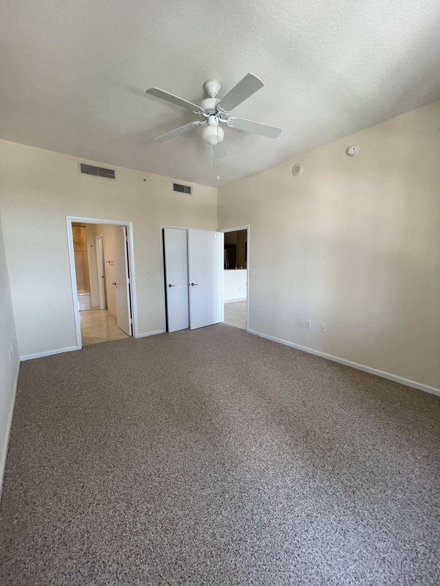 West Palm Beach, FL 33401,550 Okeechobee BLVD 226