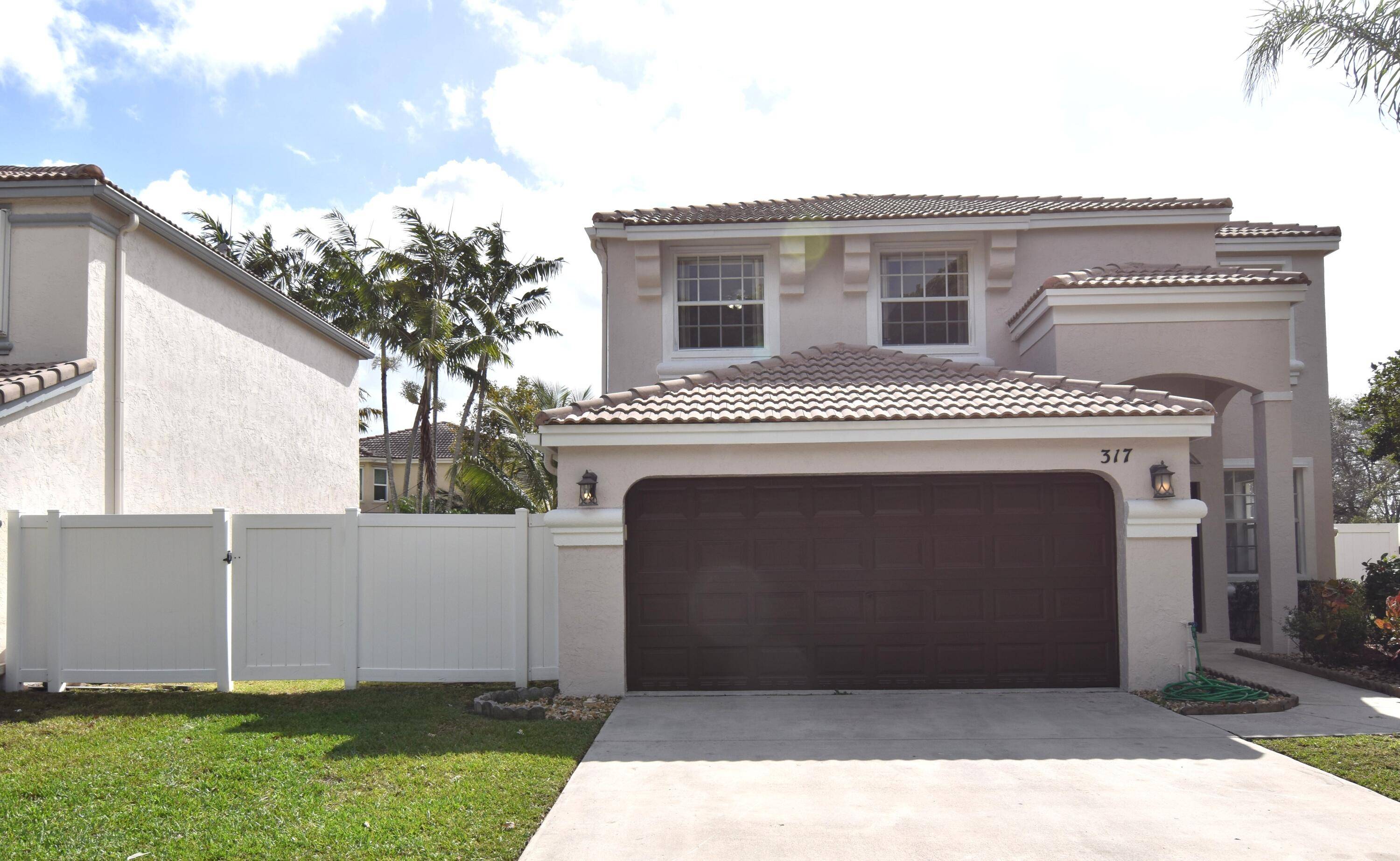 Pembroke Pines, FL 33028,317 NW 159th AVE