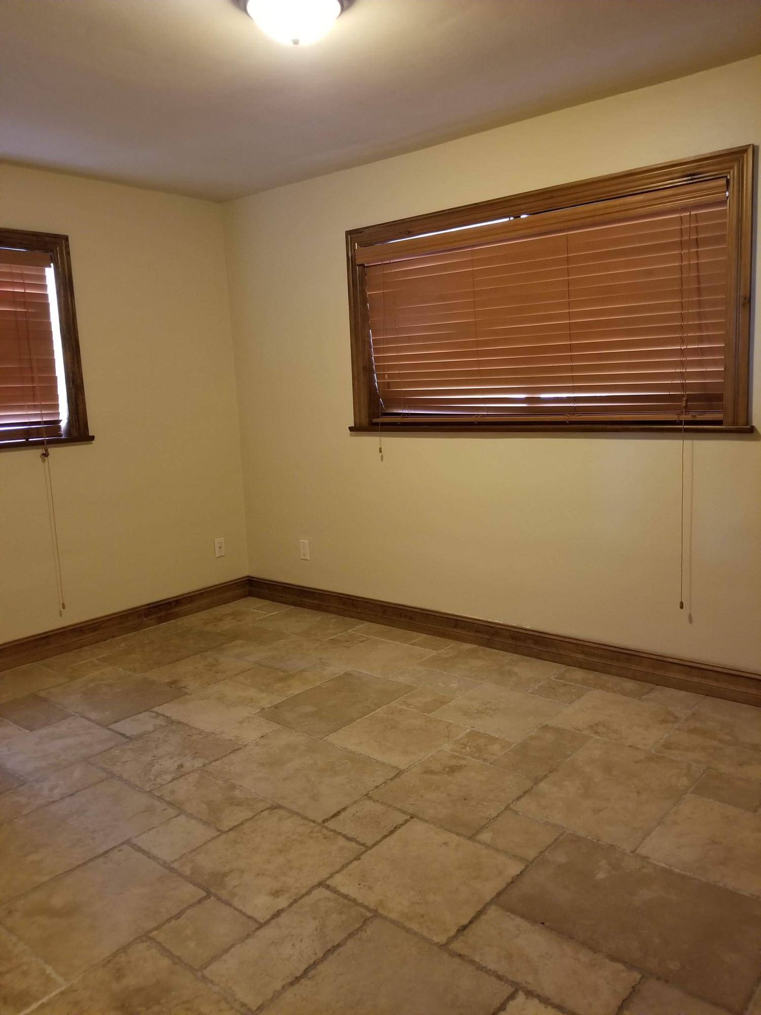 Hialeah, FL 33015,18421 NW 82nd AVE