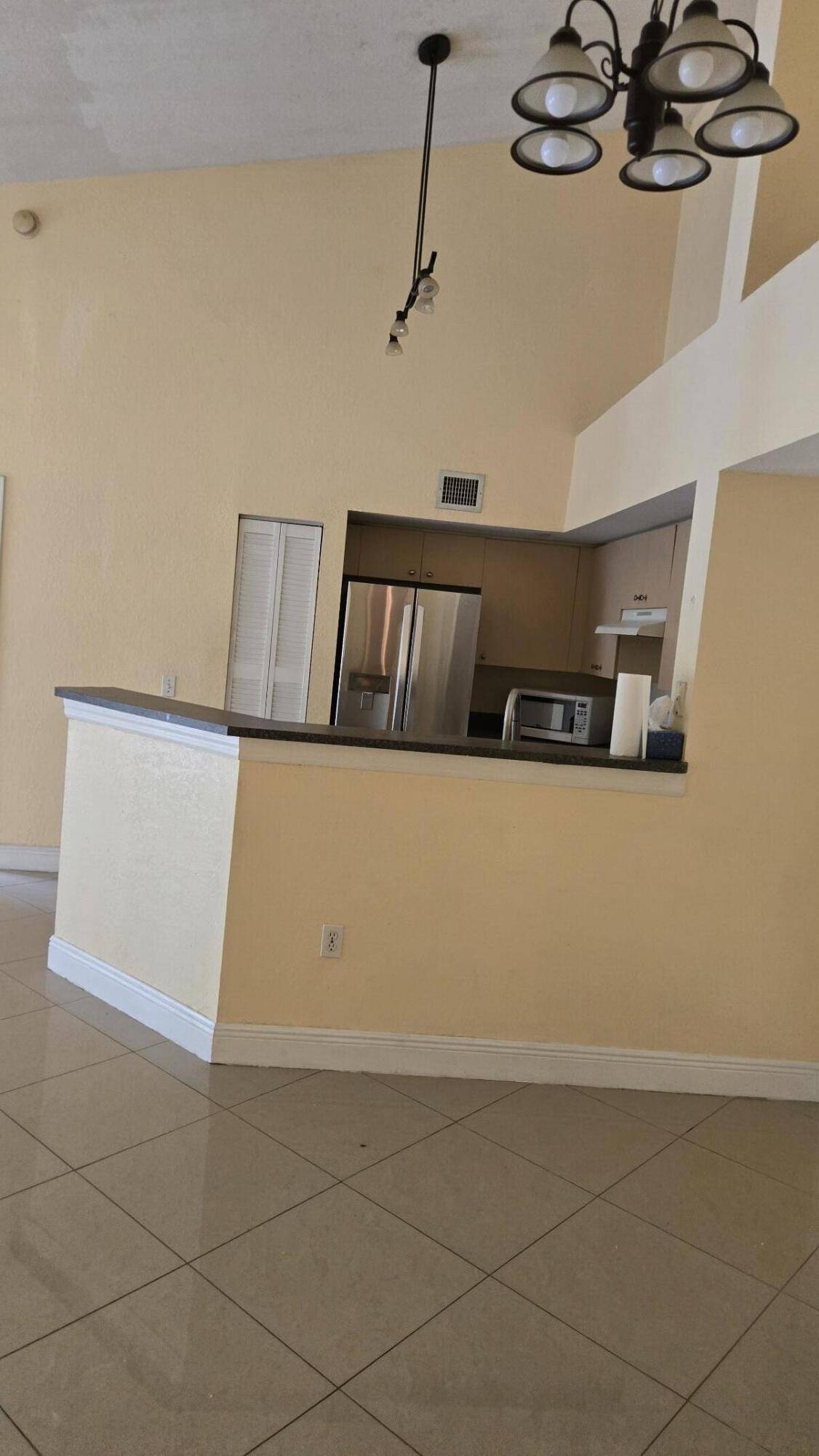 West Palm Beach, FL 33409,4280 San Marino BLVD 207