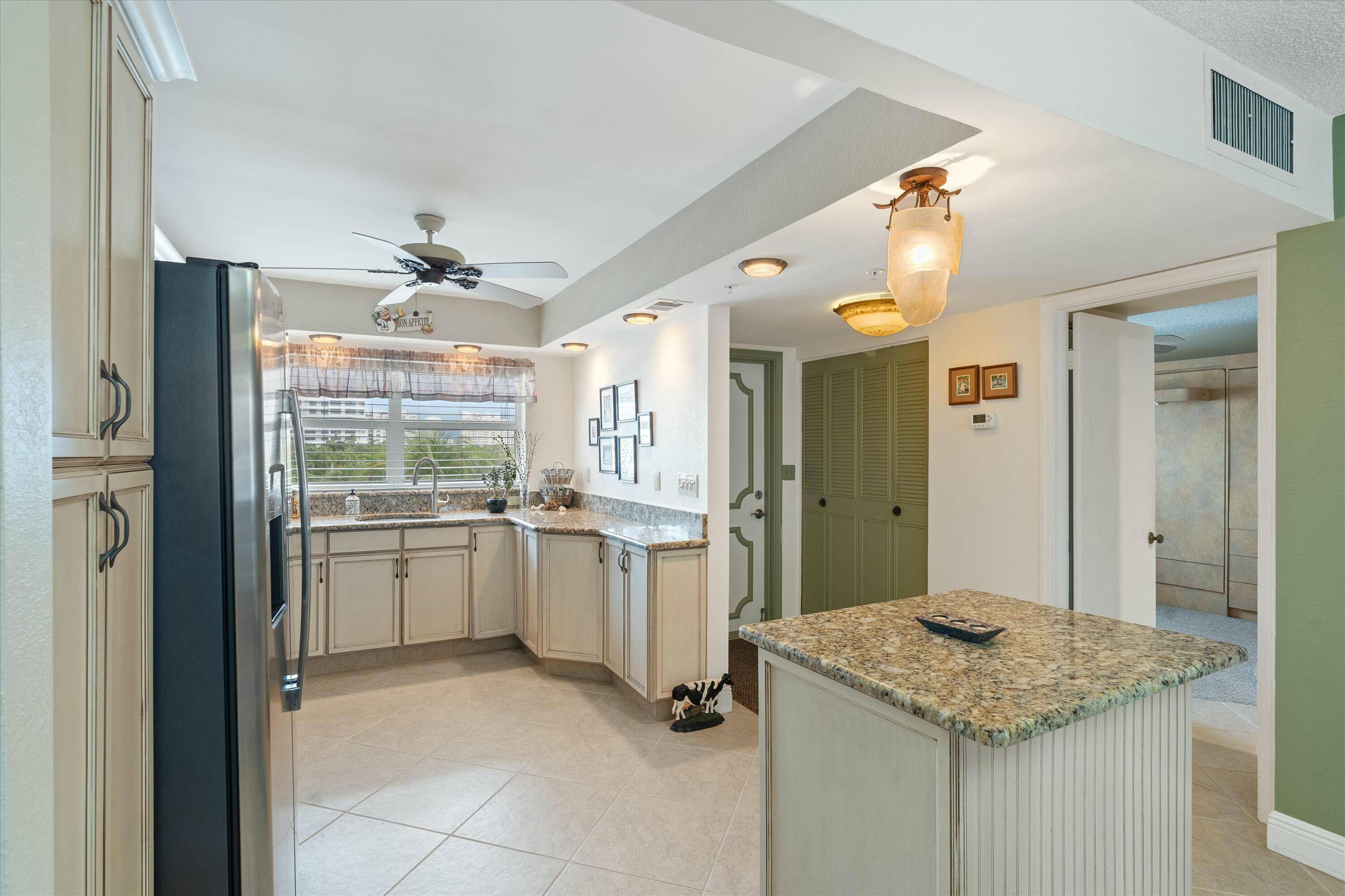Highland Beach, FL 33487,3300 S Ocean BLVD 519-C
