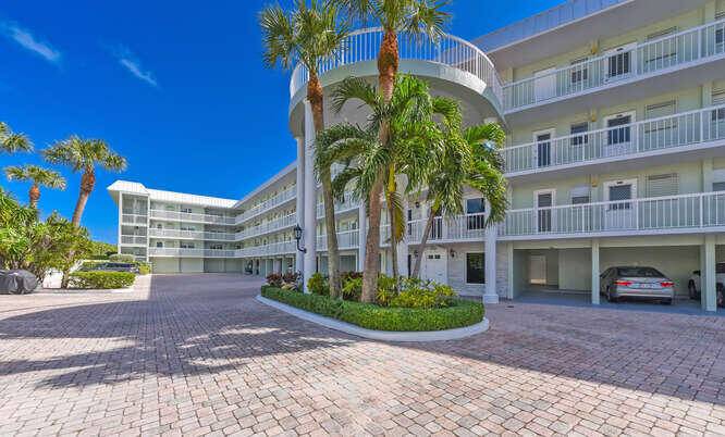 Juno Beach, FL 33408,120 Celestial Way 302