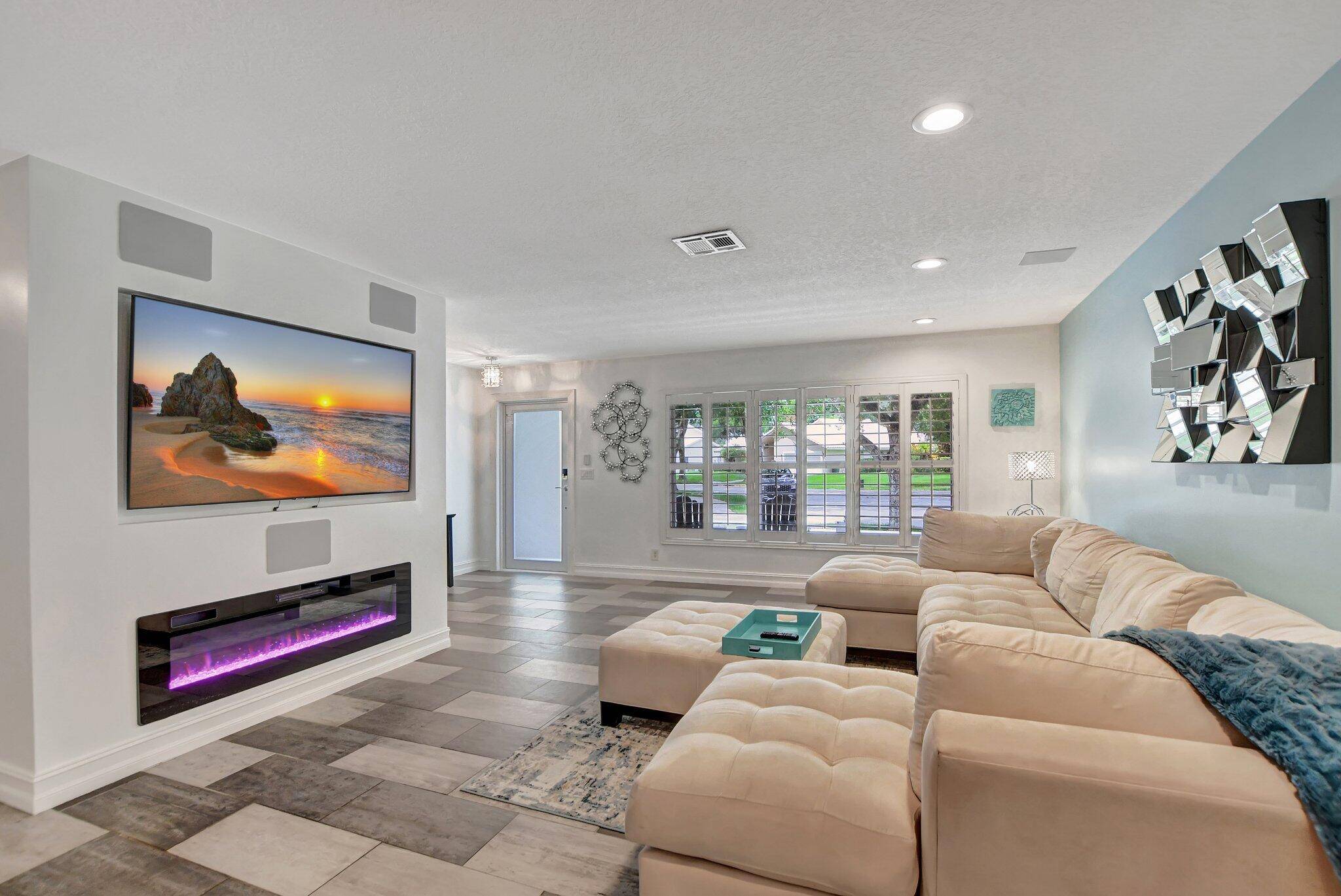 Boca Raton, FL 33431,2416 NW 32nd ST