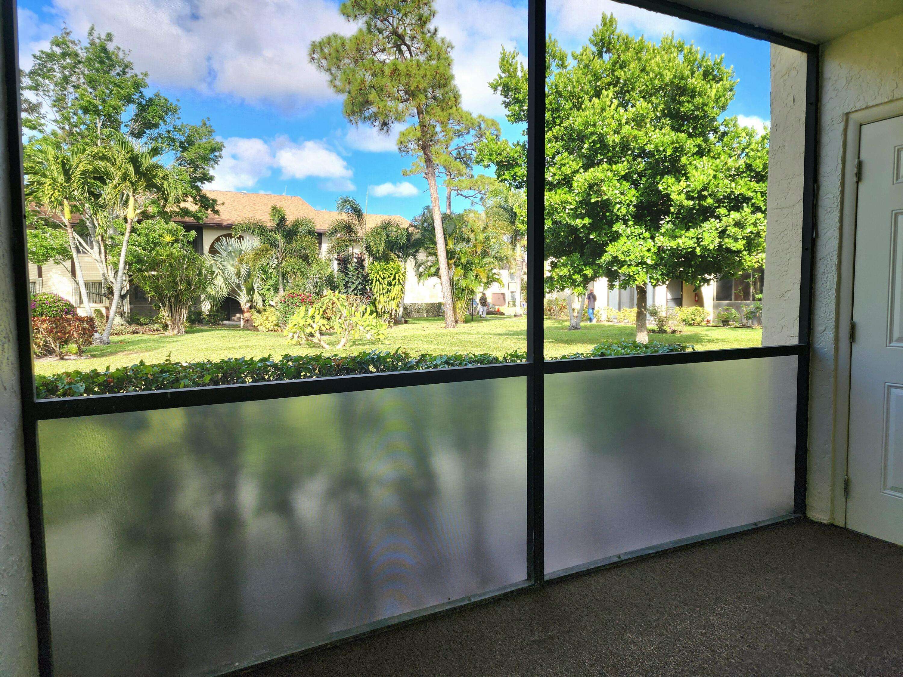 Greenacres, FL 33463,3560 Lazy Pine WAY B1