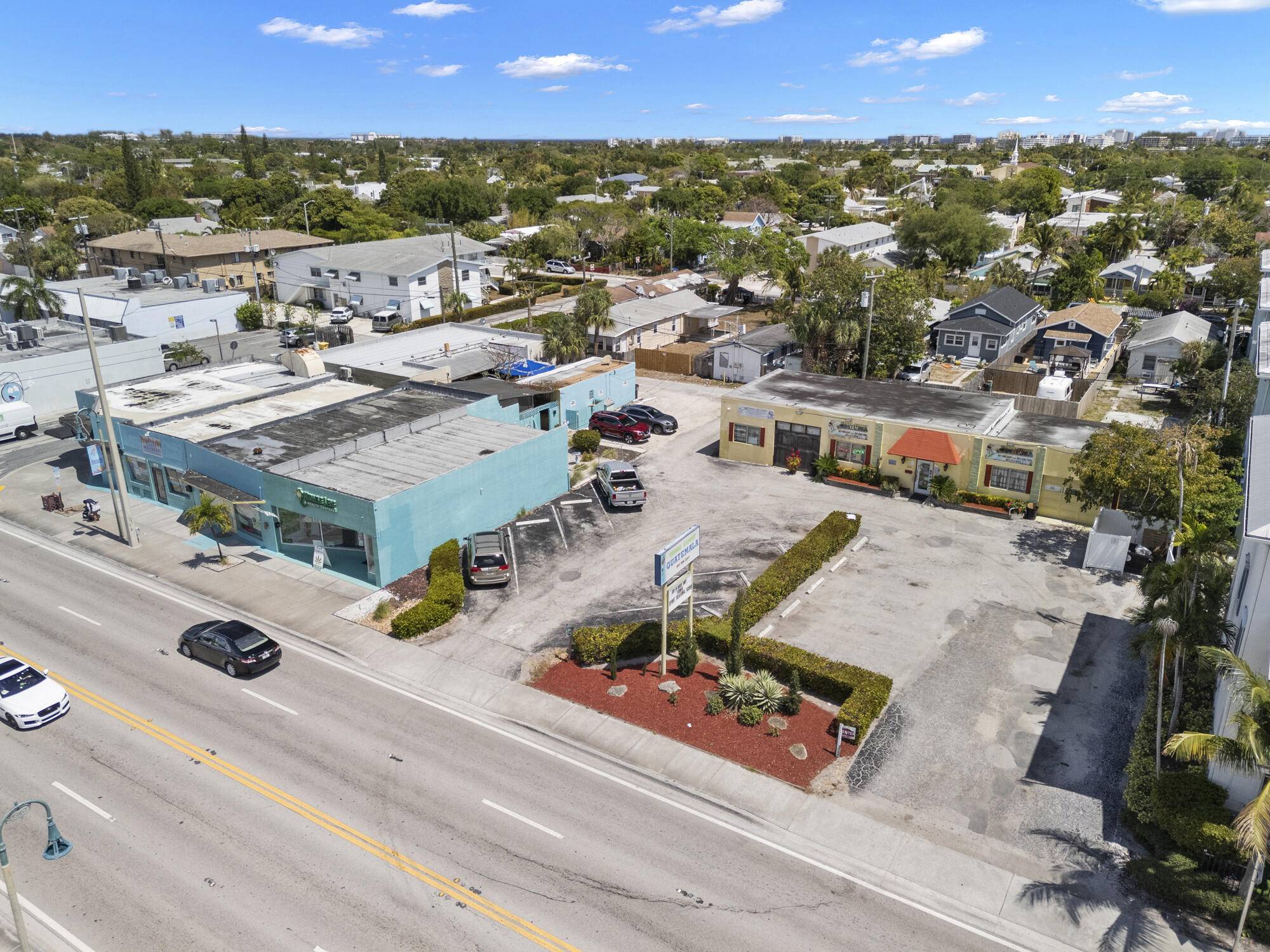 Lake Worth Beach, FL 33460,318 N Dixie HWY