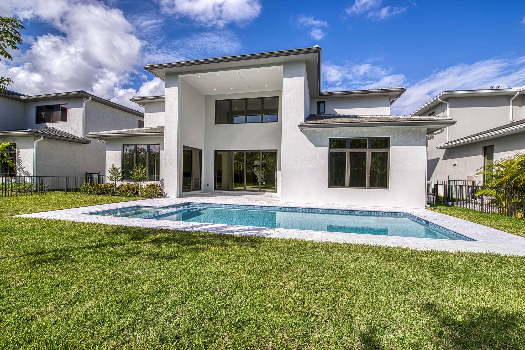 Jupiter, FL 33458,18424 Symphony CT