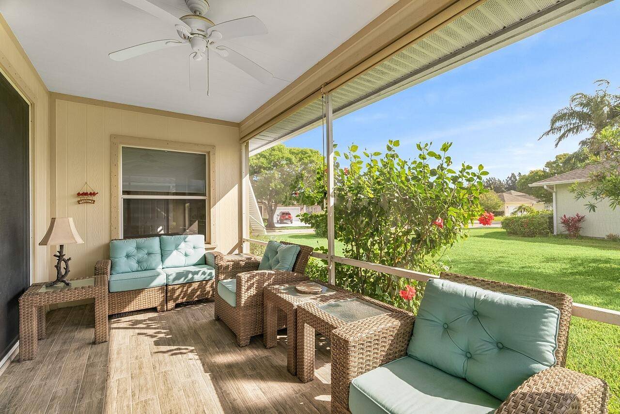 Vero Beach, FL 32962,1810 Hawthorne DR