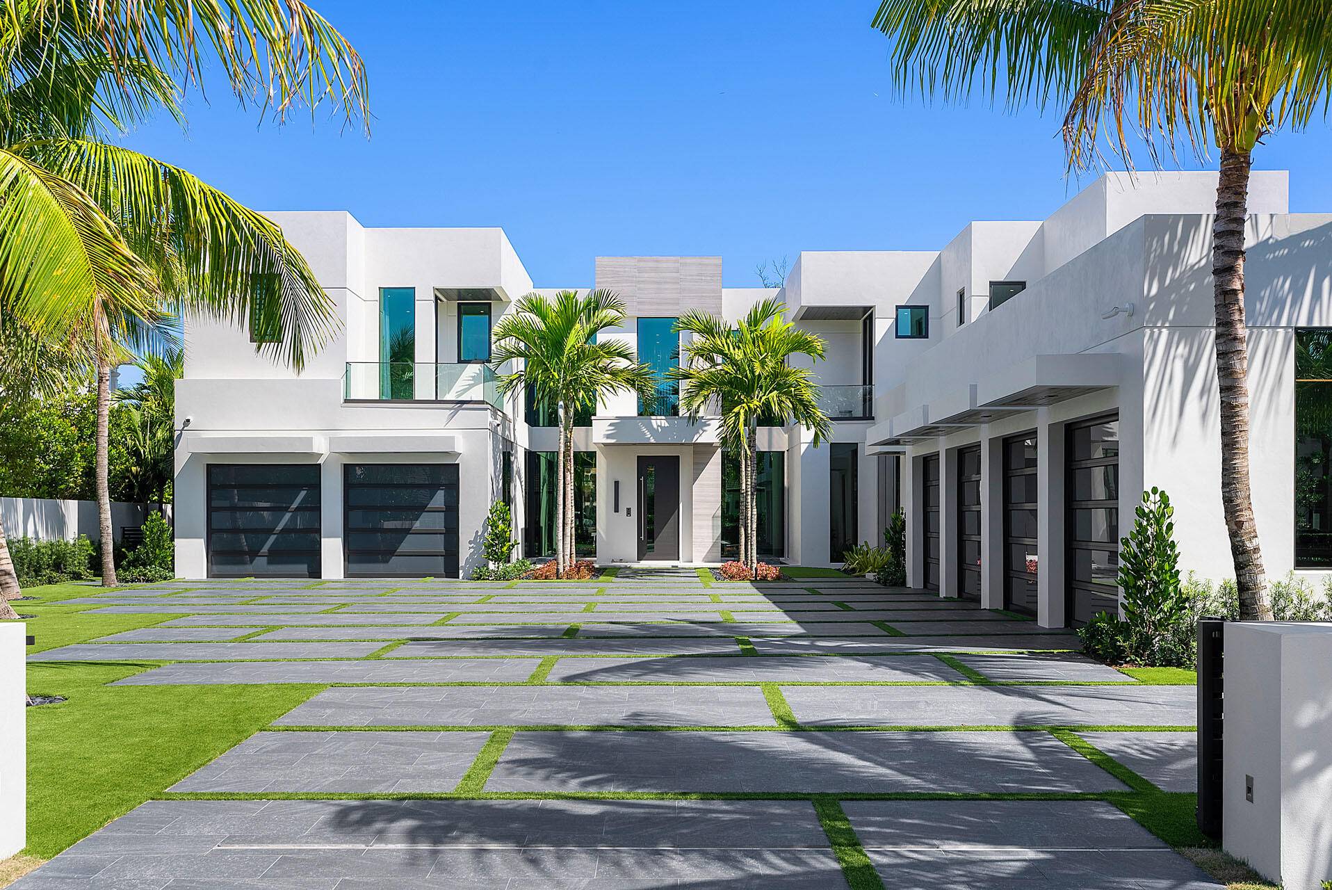 Boca Raton, FL 33432,372 E Alexander Palm RD