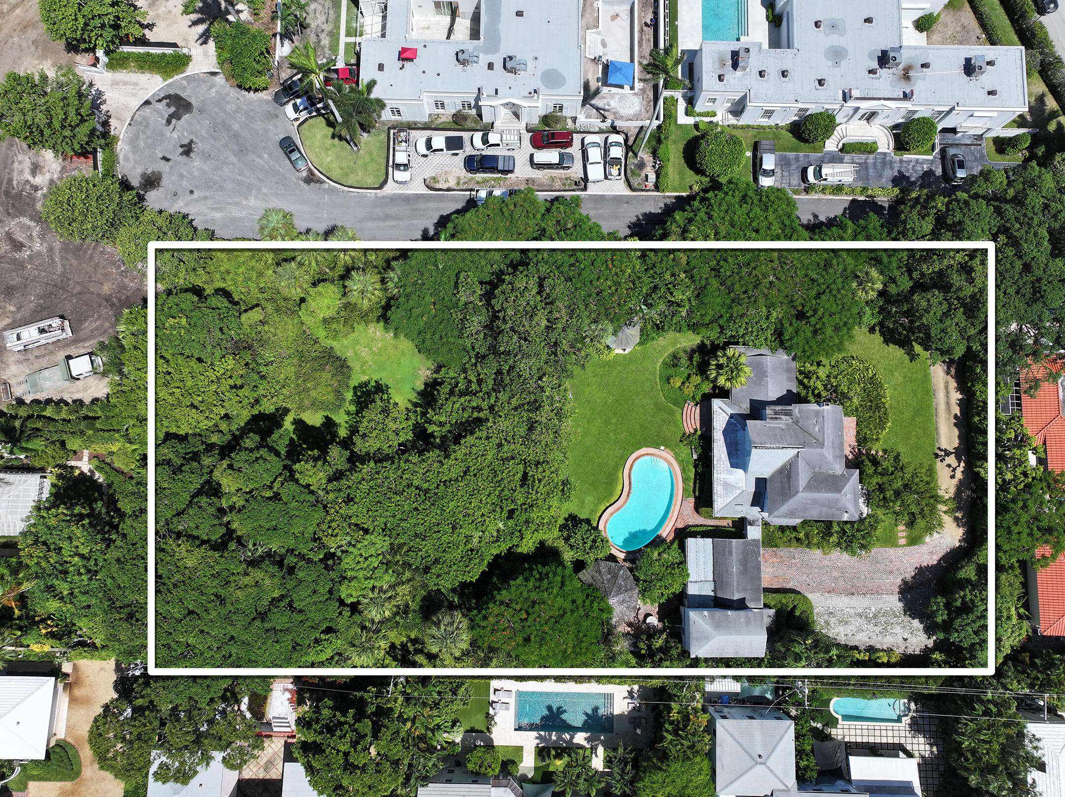 Palm Beach, FL 33480,3 S Lake TRL