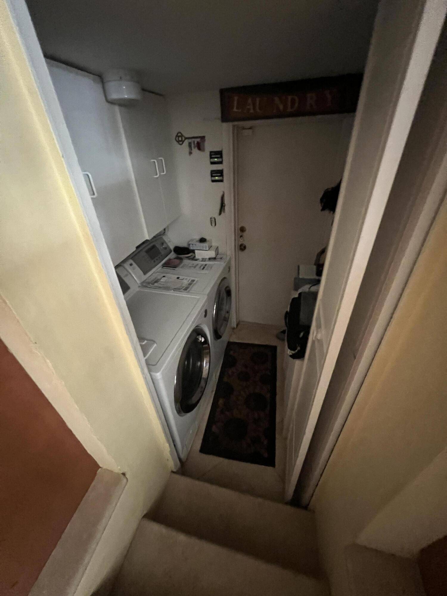 Fort Lauderdale, FL 33305,2500 NE 26 AVE
