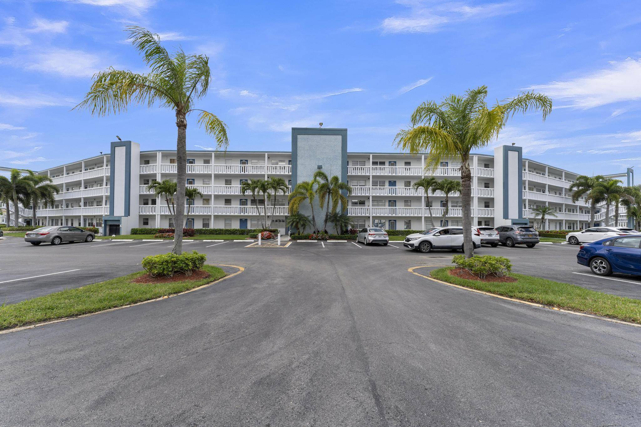 Boca Raton, FL 33434,1088 E Exeter