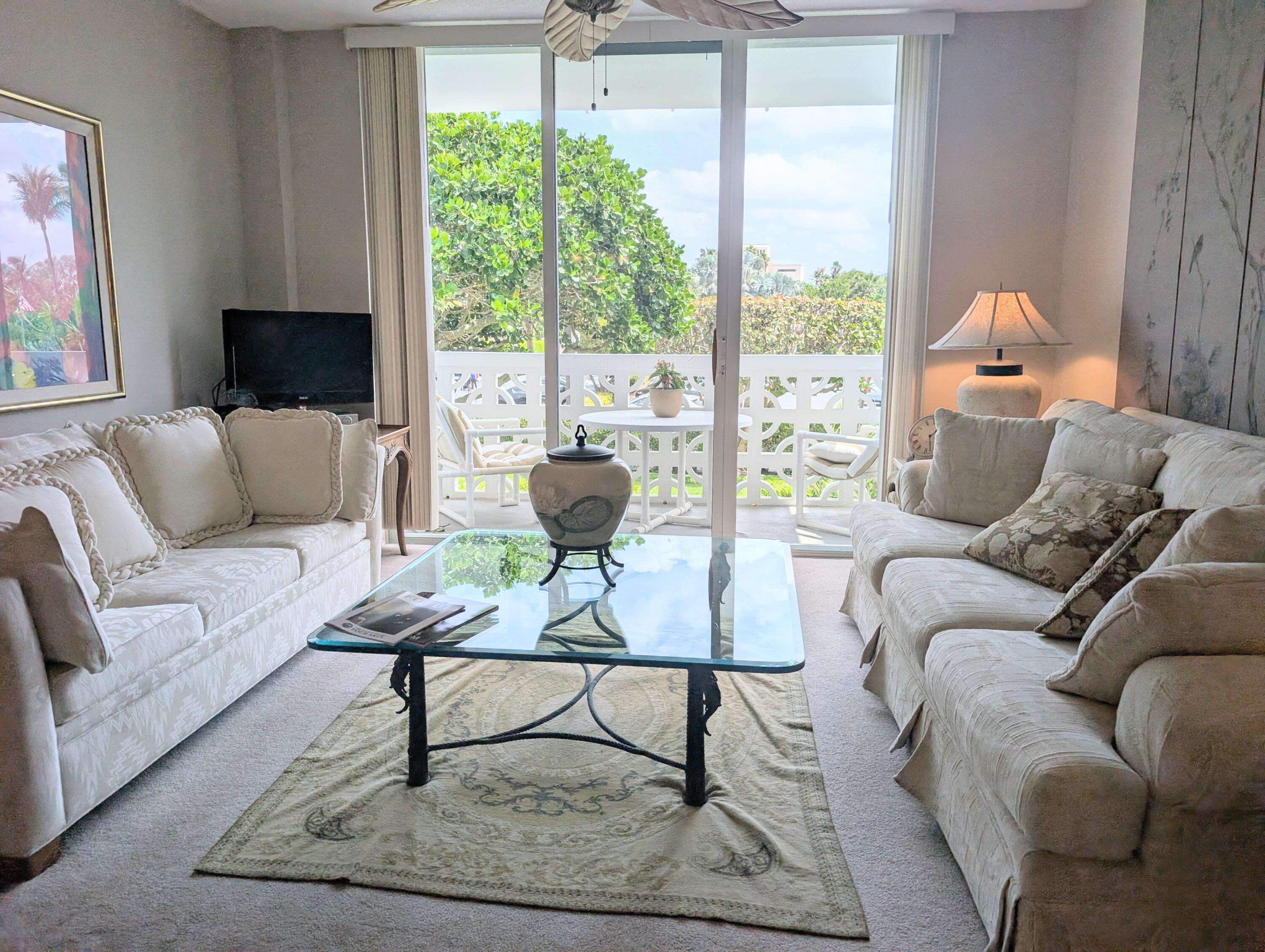 Palm Beach, FL 33480,2840 S Ocean BLVD 2210