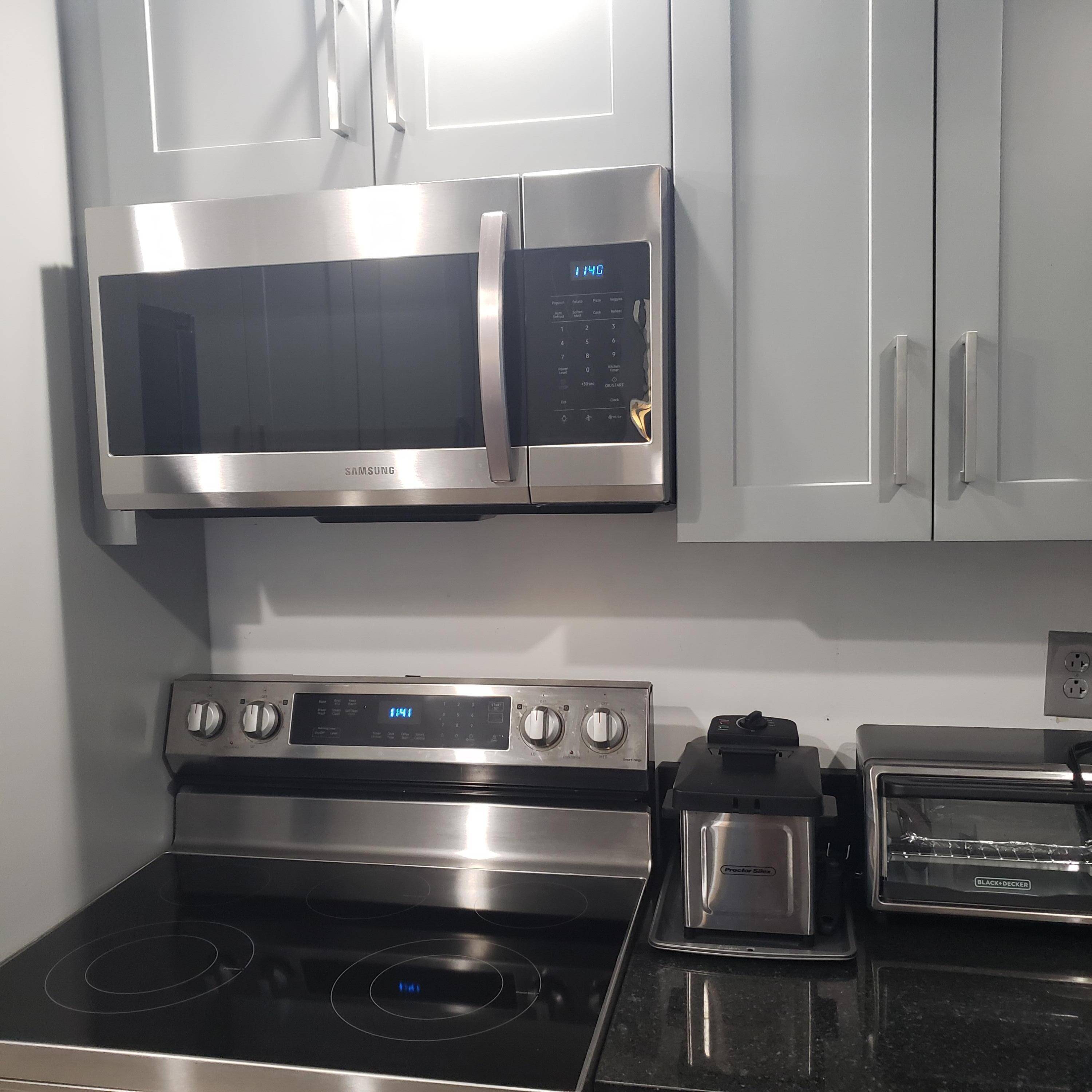 Deerfield Beach, FL 33441,806 SE 7th ST 207