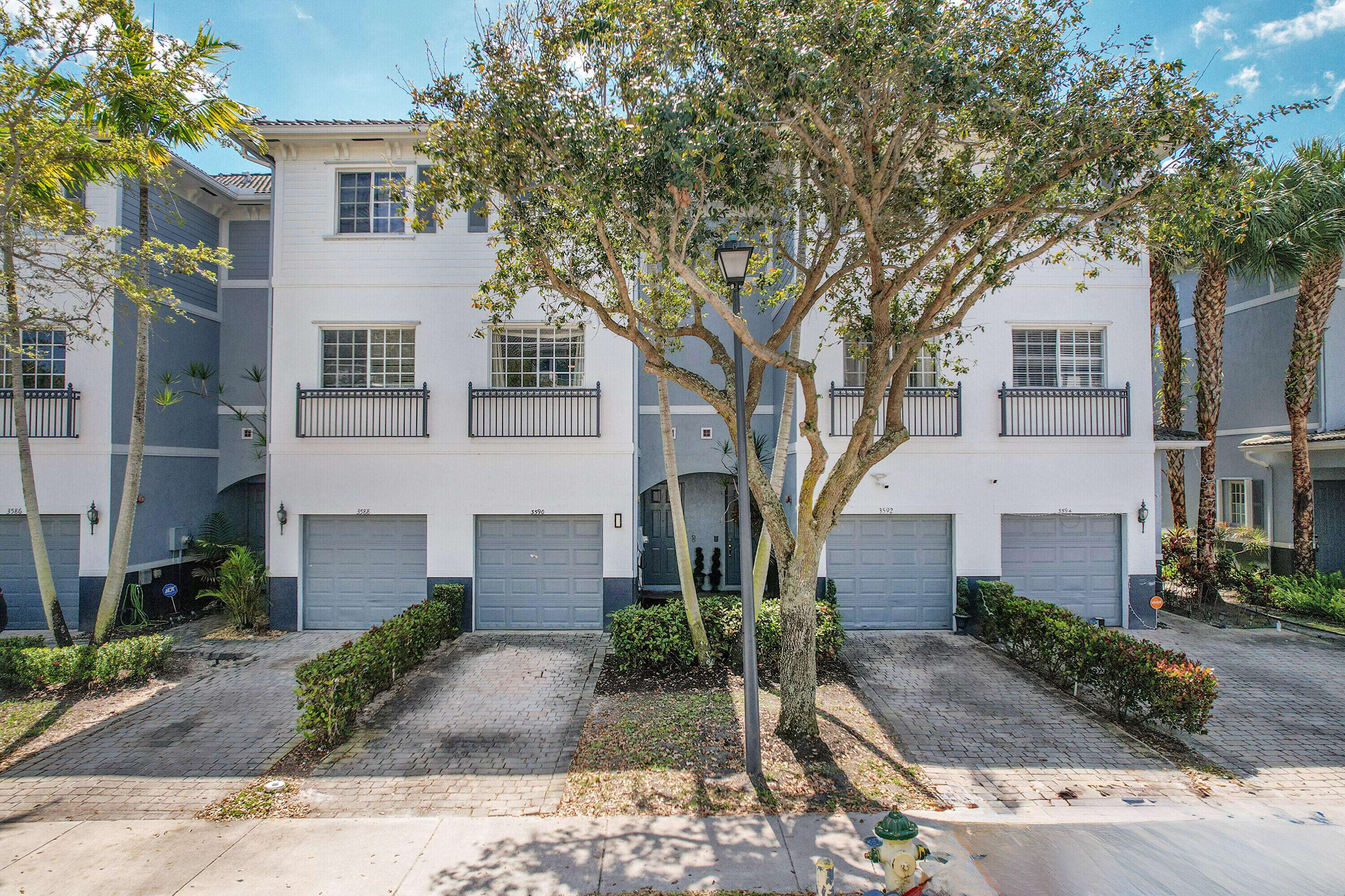 Lauderhill, FL 33311,3590 NW 14 CT 3590