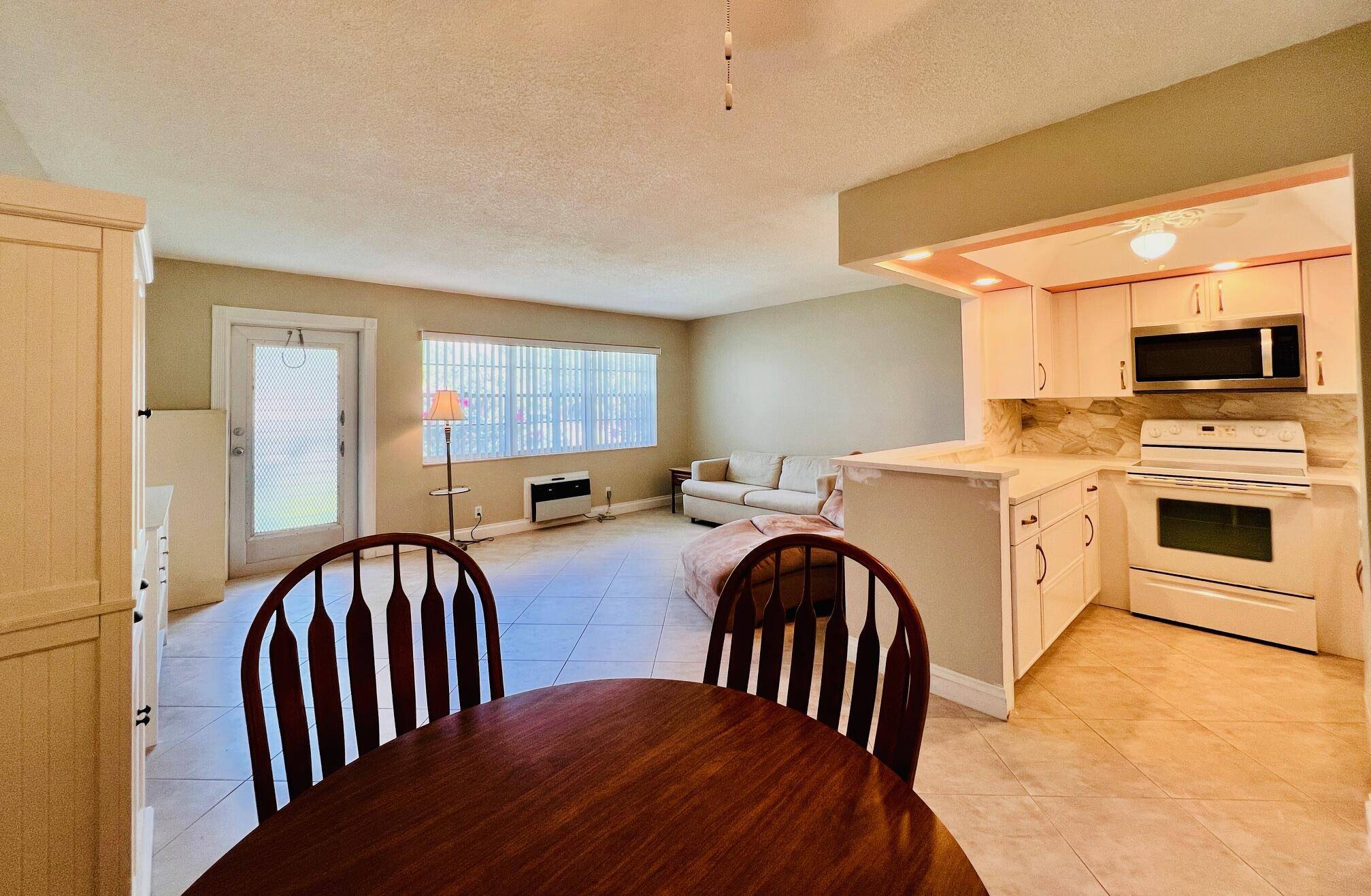 West Palm Beach, FL 33417,304 Sheffield M