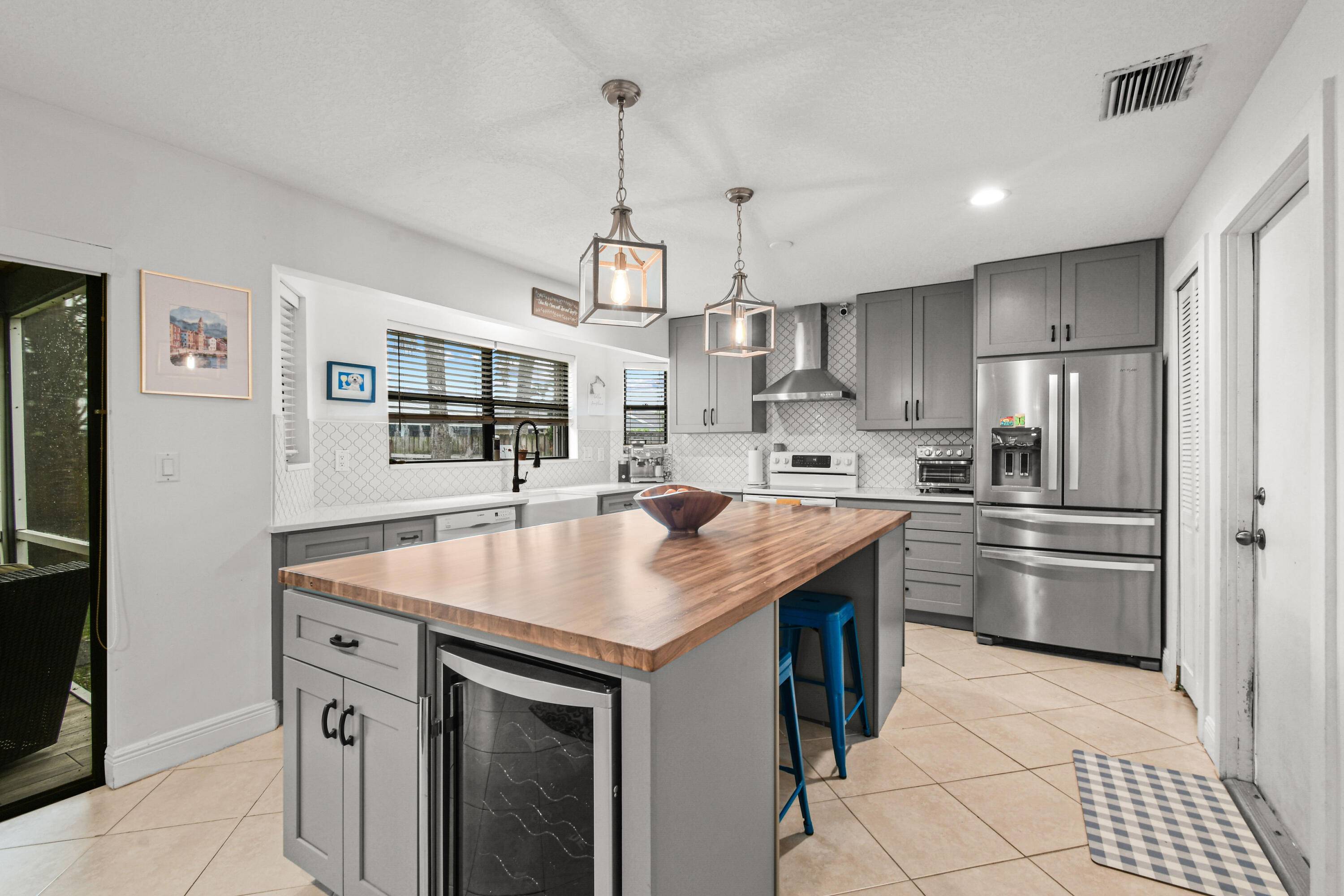 Jupiter, FL 33458,6064 Barbara ST