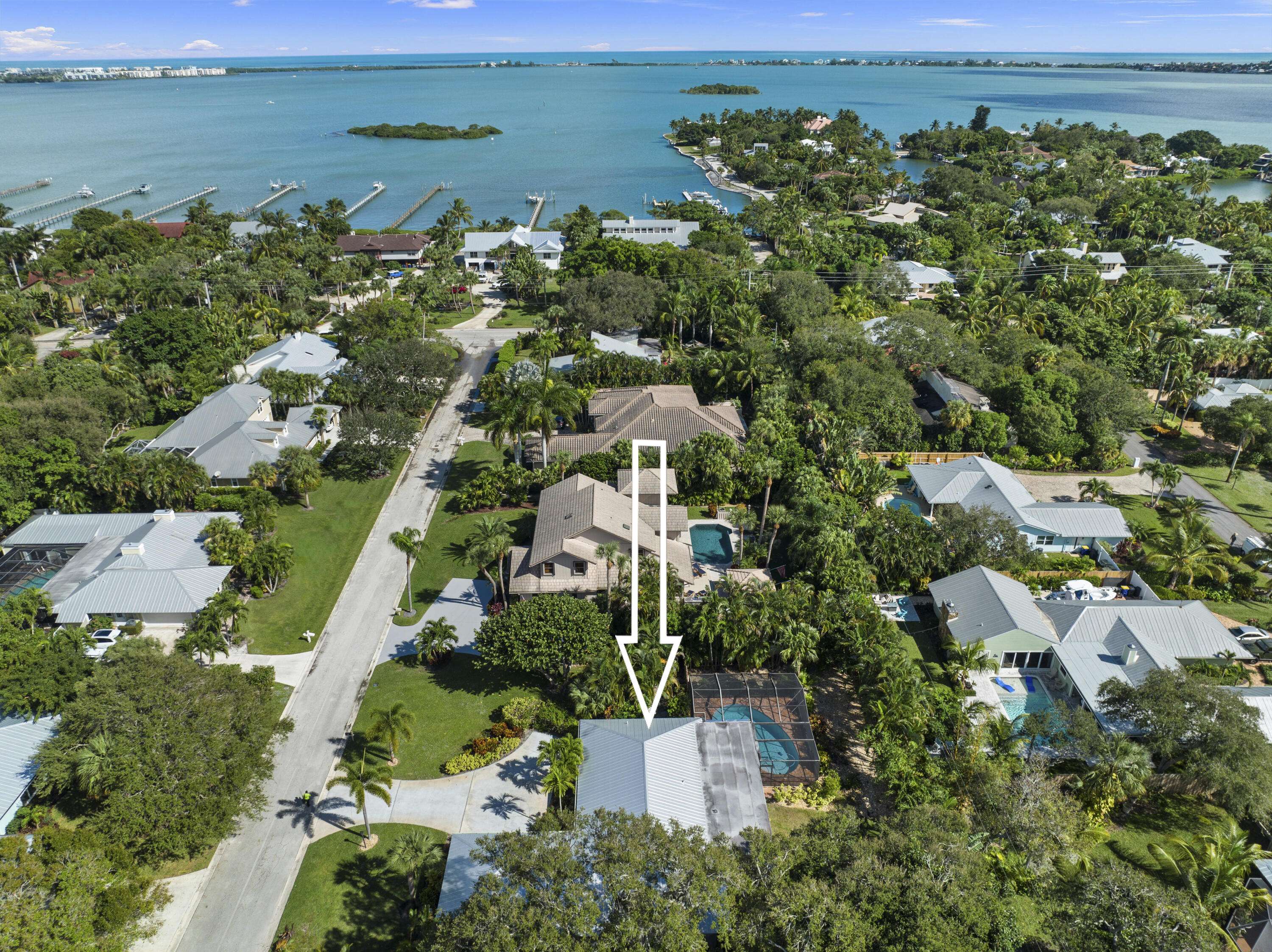 Sewalls Point, FL 34996,7 Riverview DR