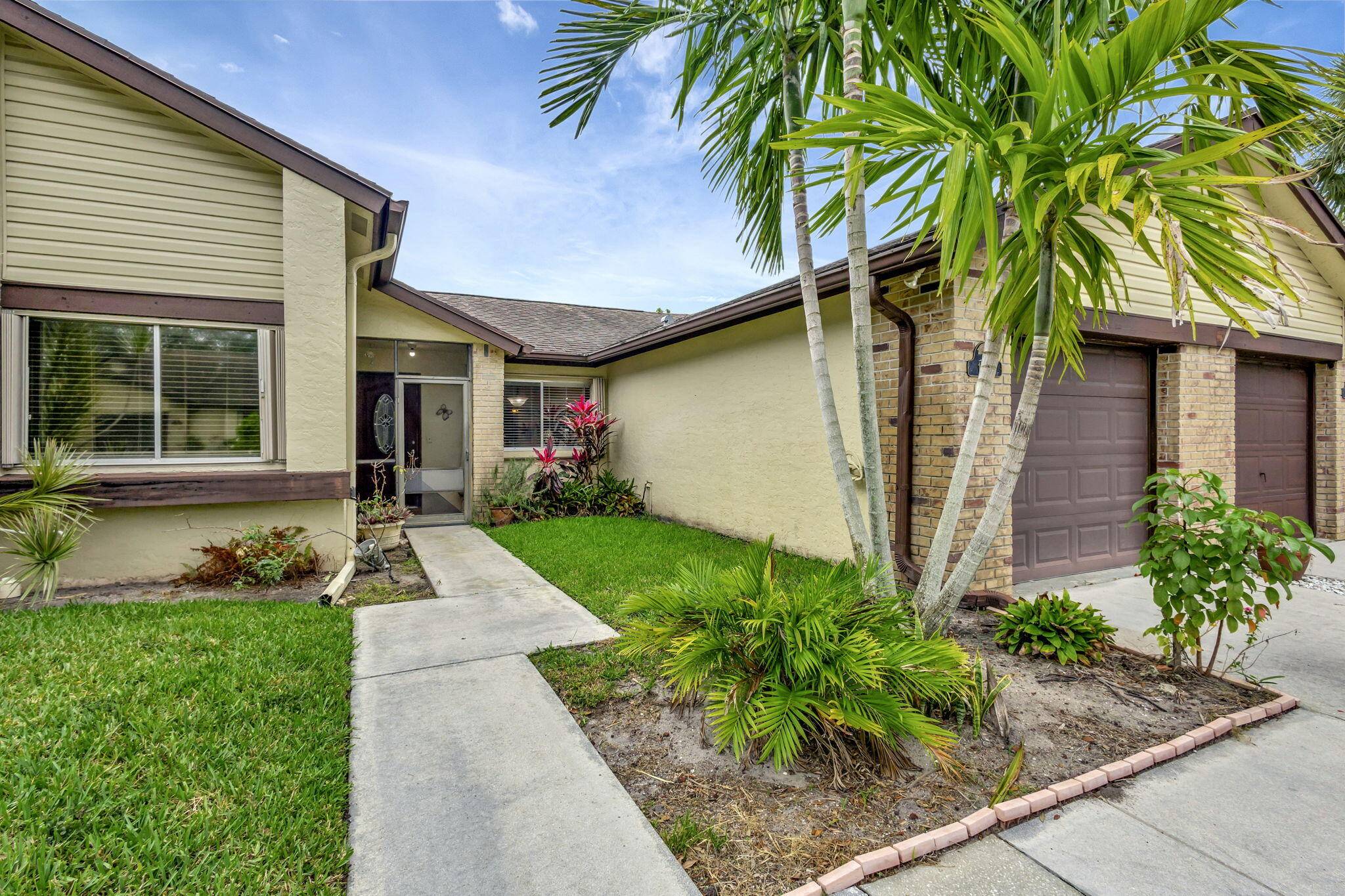 Royal Palm Beach, FL 33411,178 Ramblewood CIR