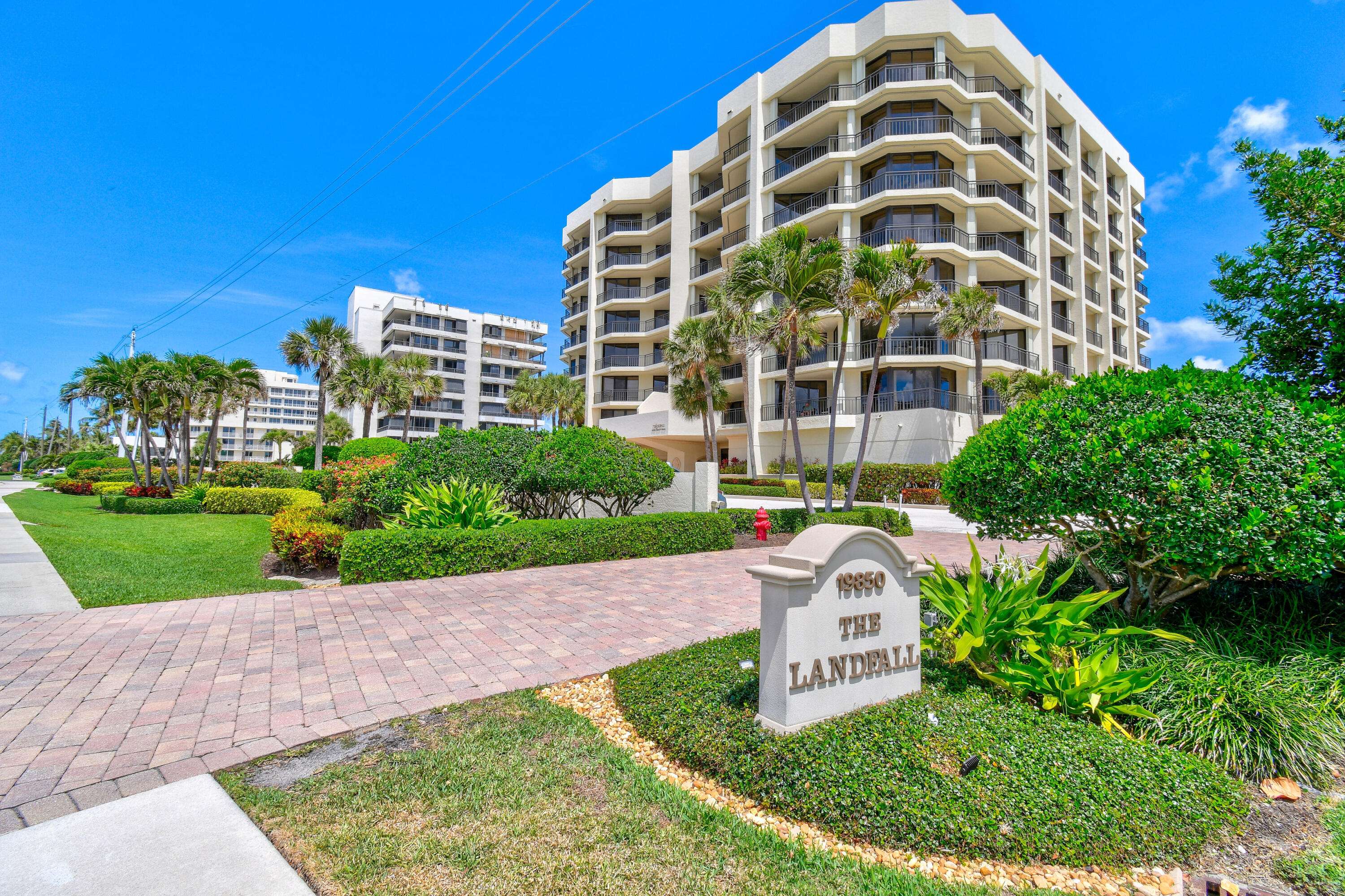 Jupiter, FL 33469,19850 Beach RD 5a