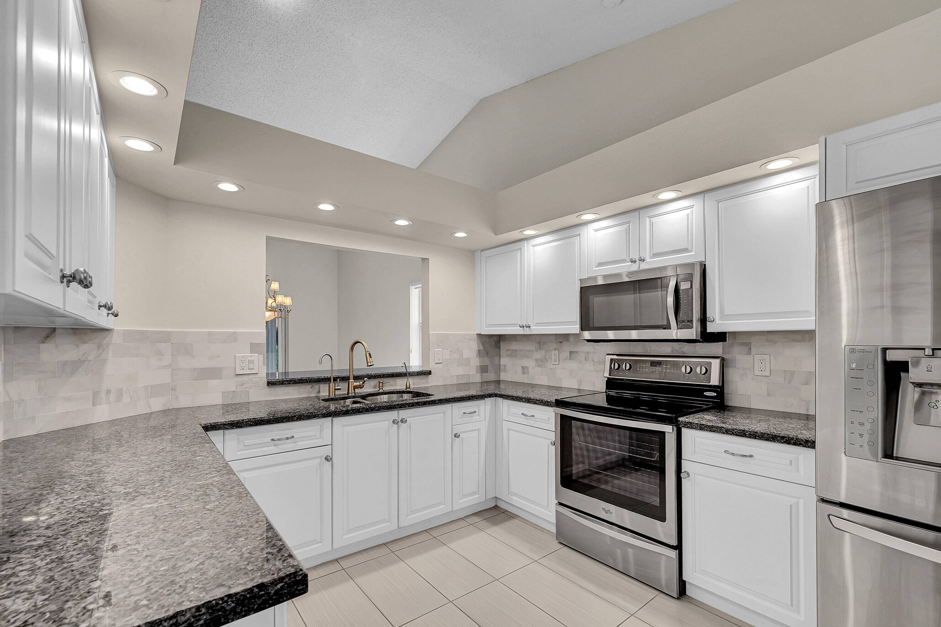 Delray Beach, FL 33446,14430 Via Royale 1