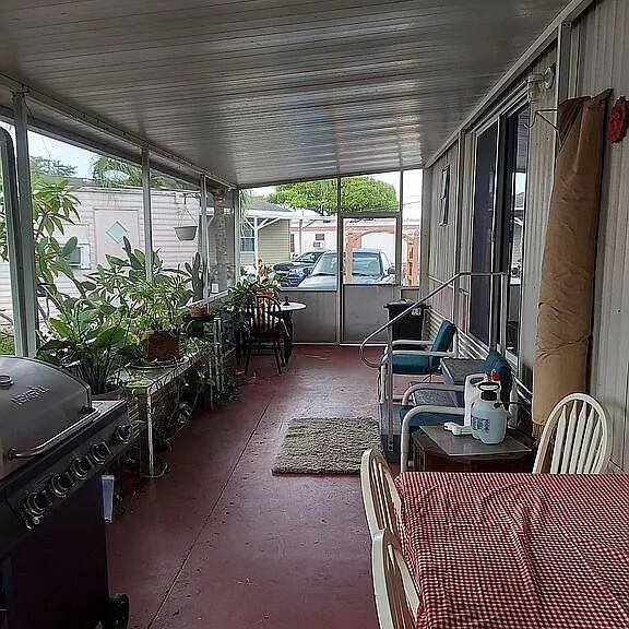 Fort Lauderdale, FL 33334,1037 NE 63rd ST