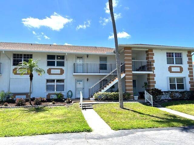 Fort Pierce, FL 34982,1207 S Lakes End DR E-2
