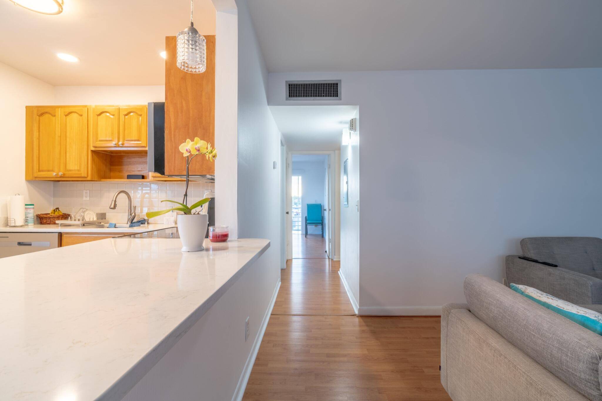 Delray Beach, FL 33484,313 Burgundy G