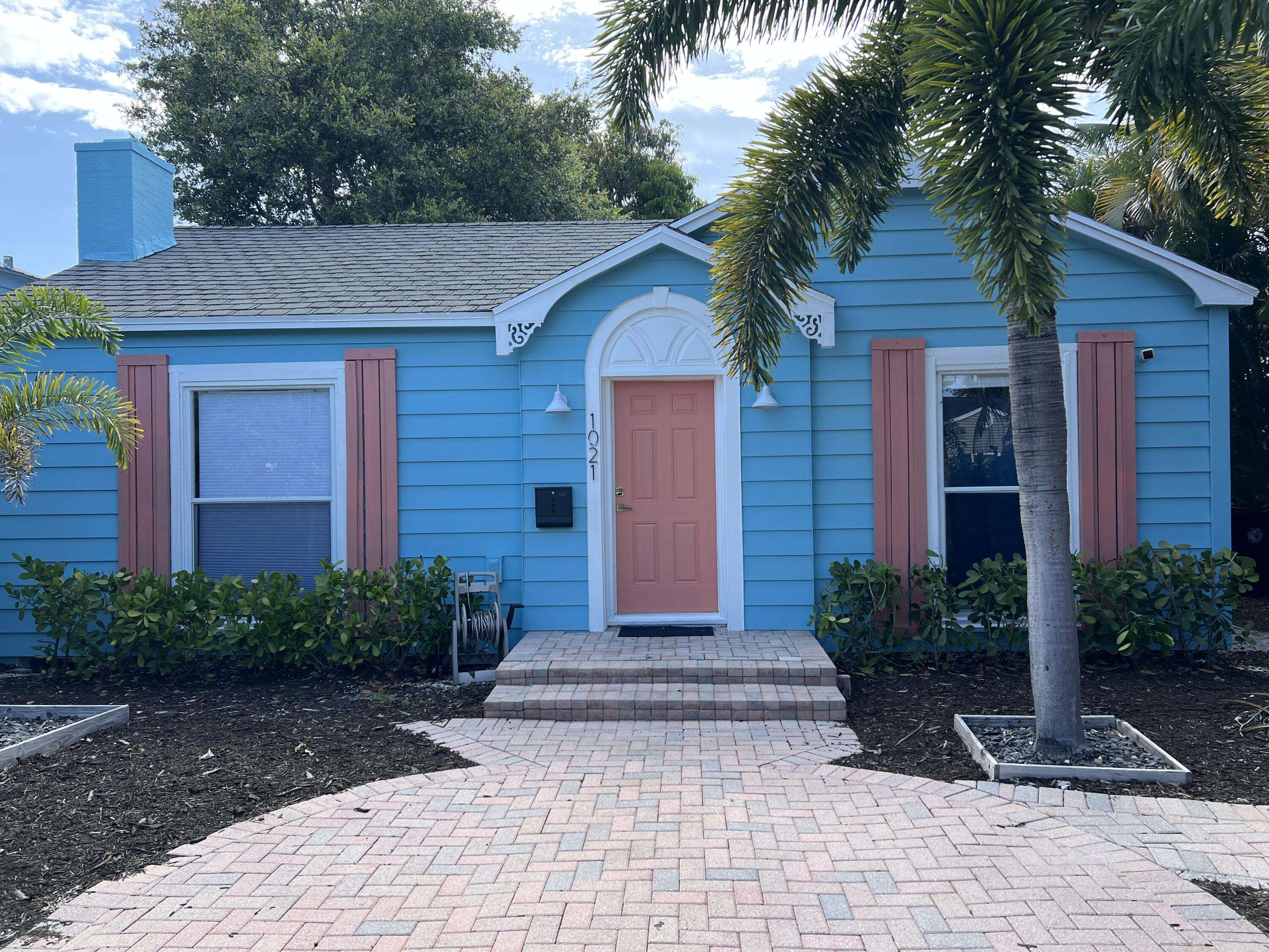 Lake Worth Beach, FL 33460,1021 N Palmway