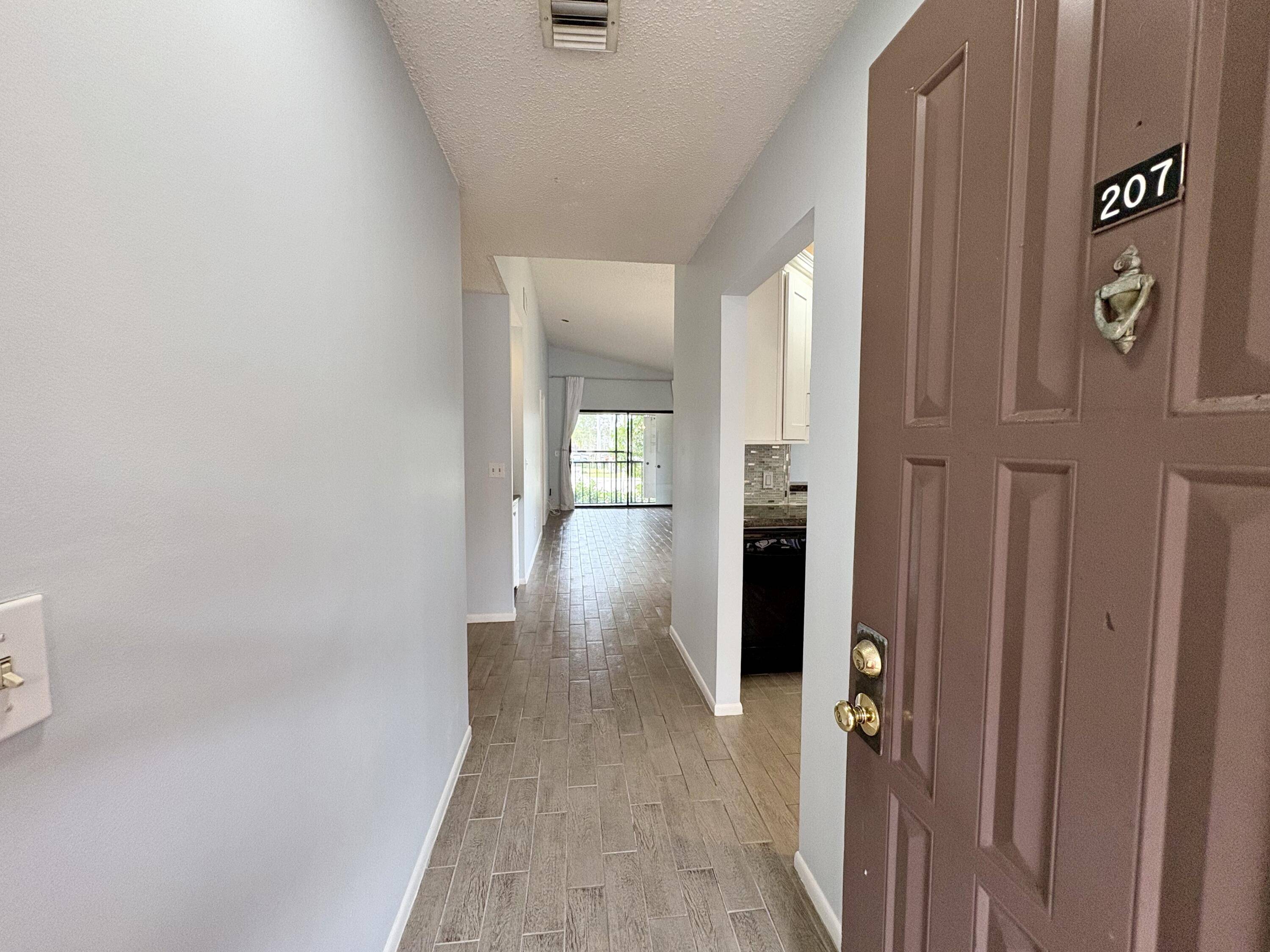 Boca Raton, FL 33487,300 E Club CIR 207