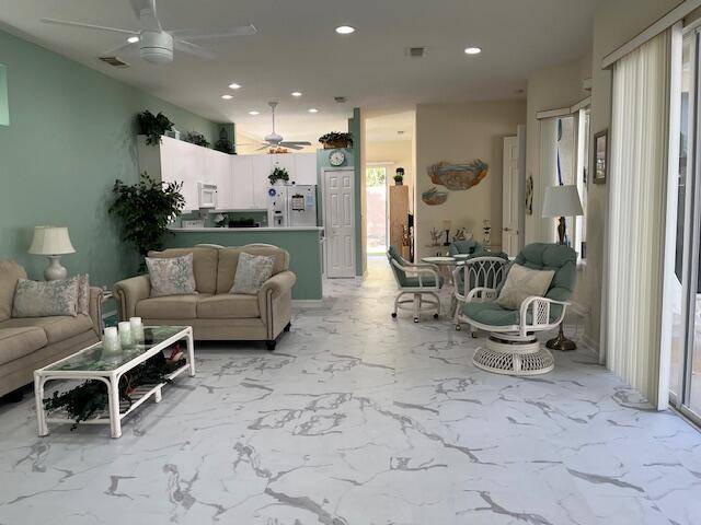 Port Saint Lucie, FL 34986,813 SW Saint Andrews CV