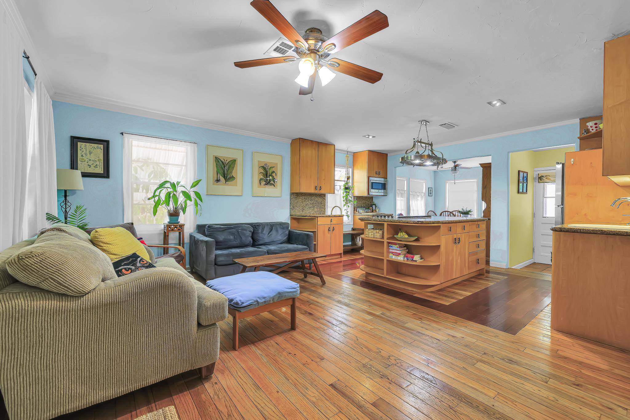 Lake Worth Beach, FL 33460,901 N 18th AVE