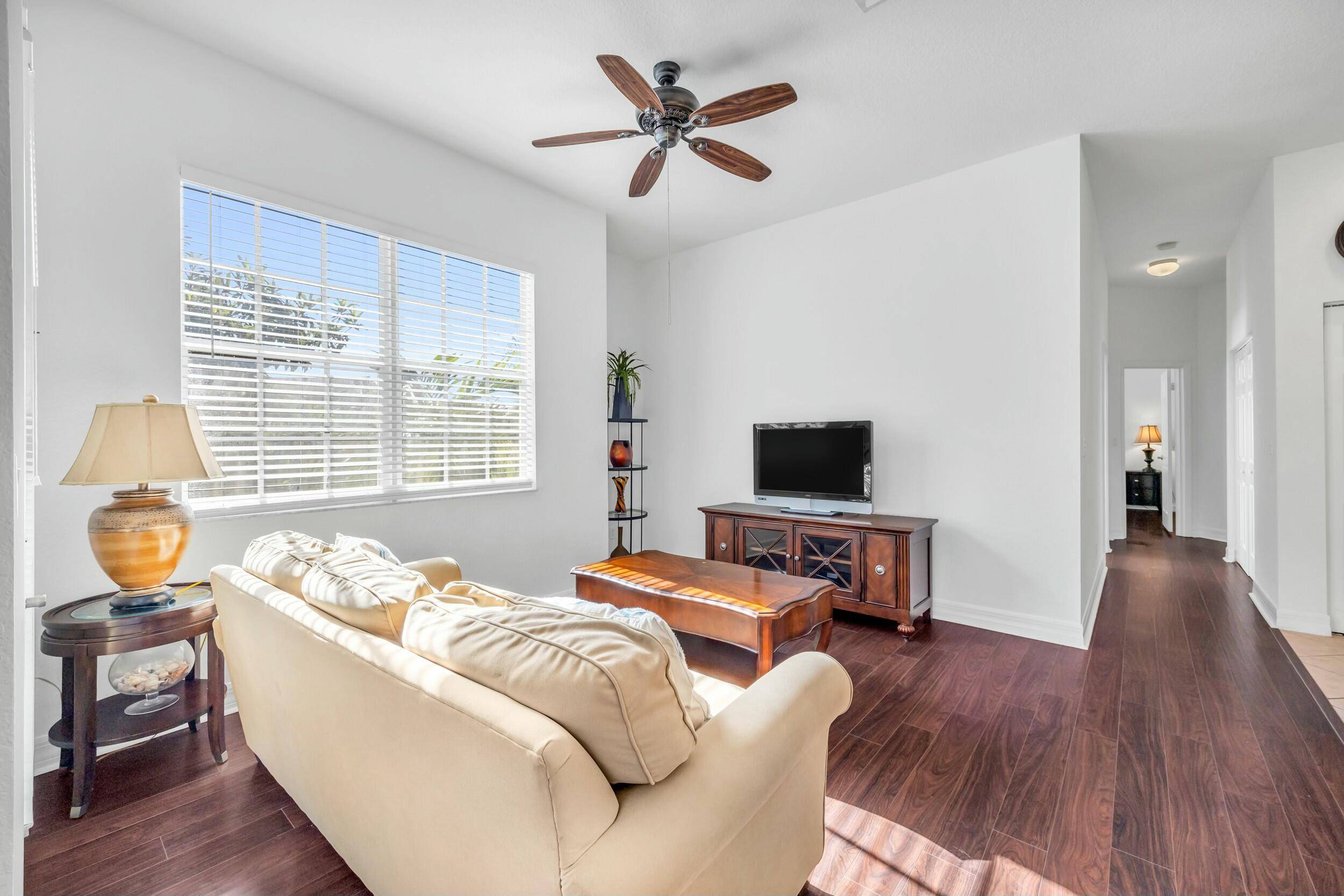 Palm Beach Gardens, FL 33418,4911 Bonsai CIR 203