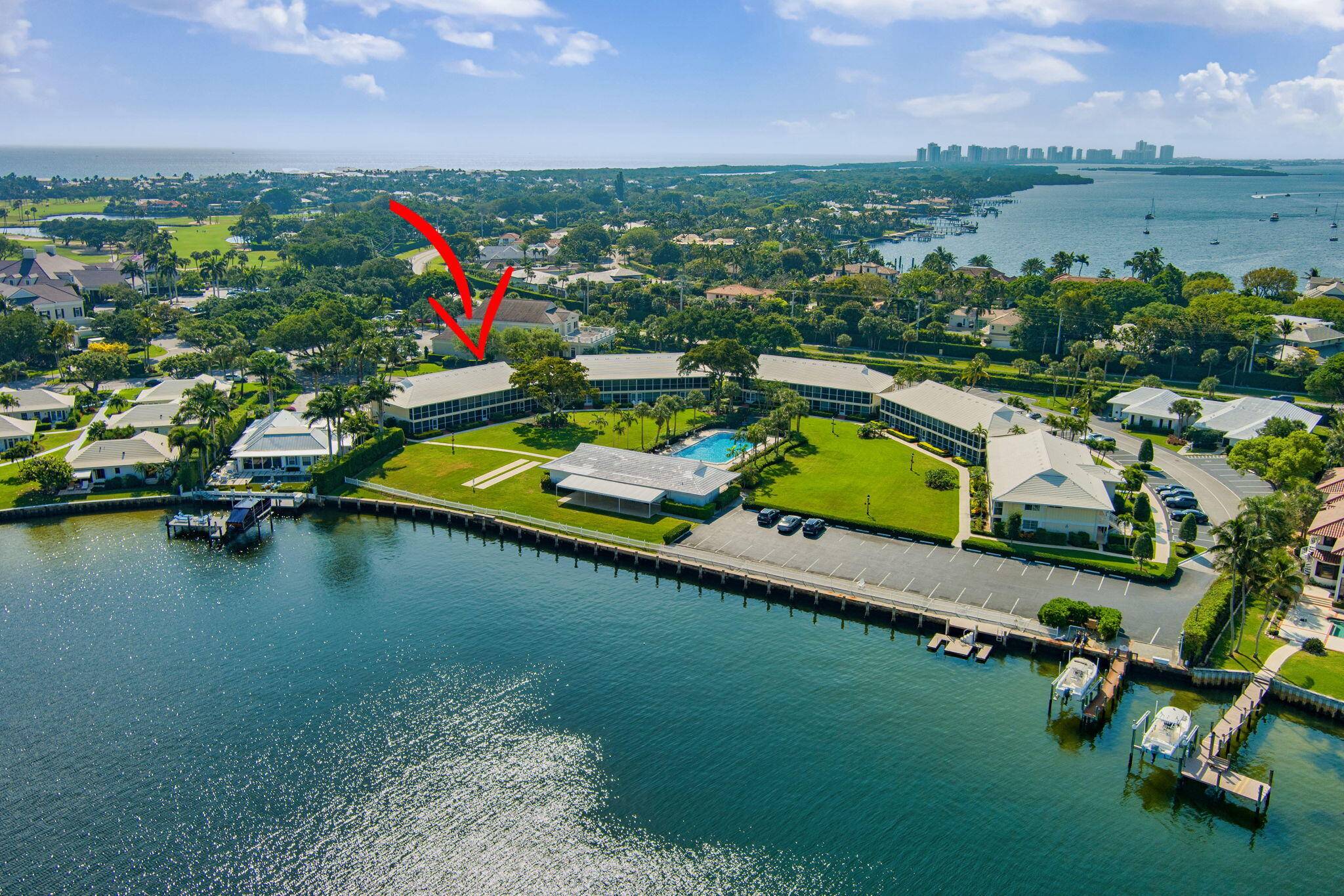 North Palm Beach, FL 33408,1 Church LN 111-112