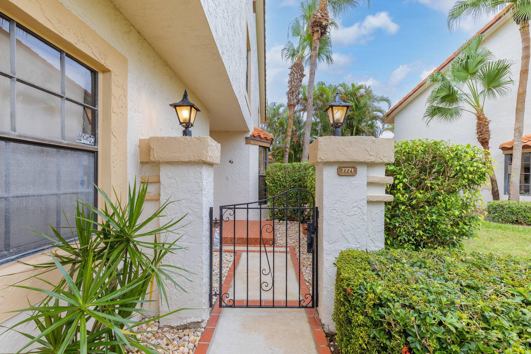 Boca Raton, FL 33433,7771 La Mirada DR