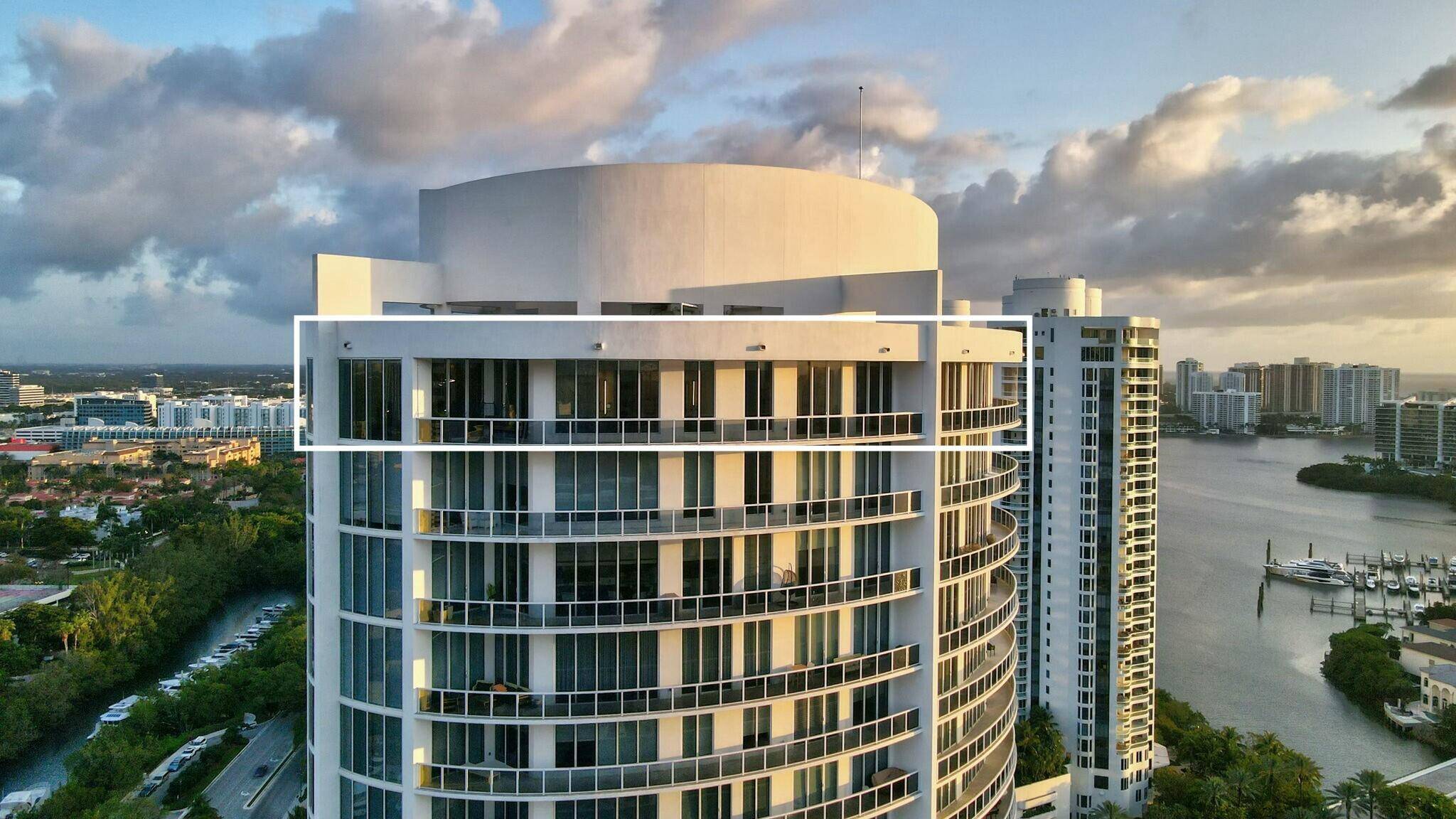 Aventura, FL 33160,4100 Island BLVD Ph-1