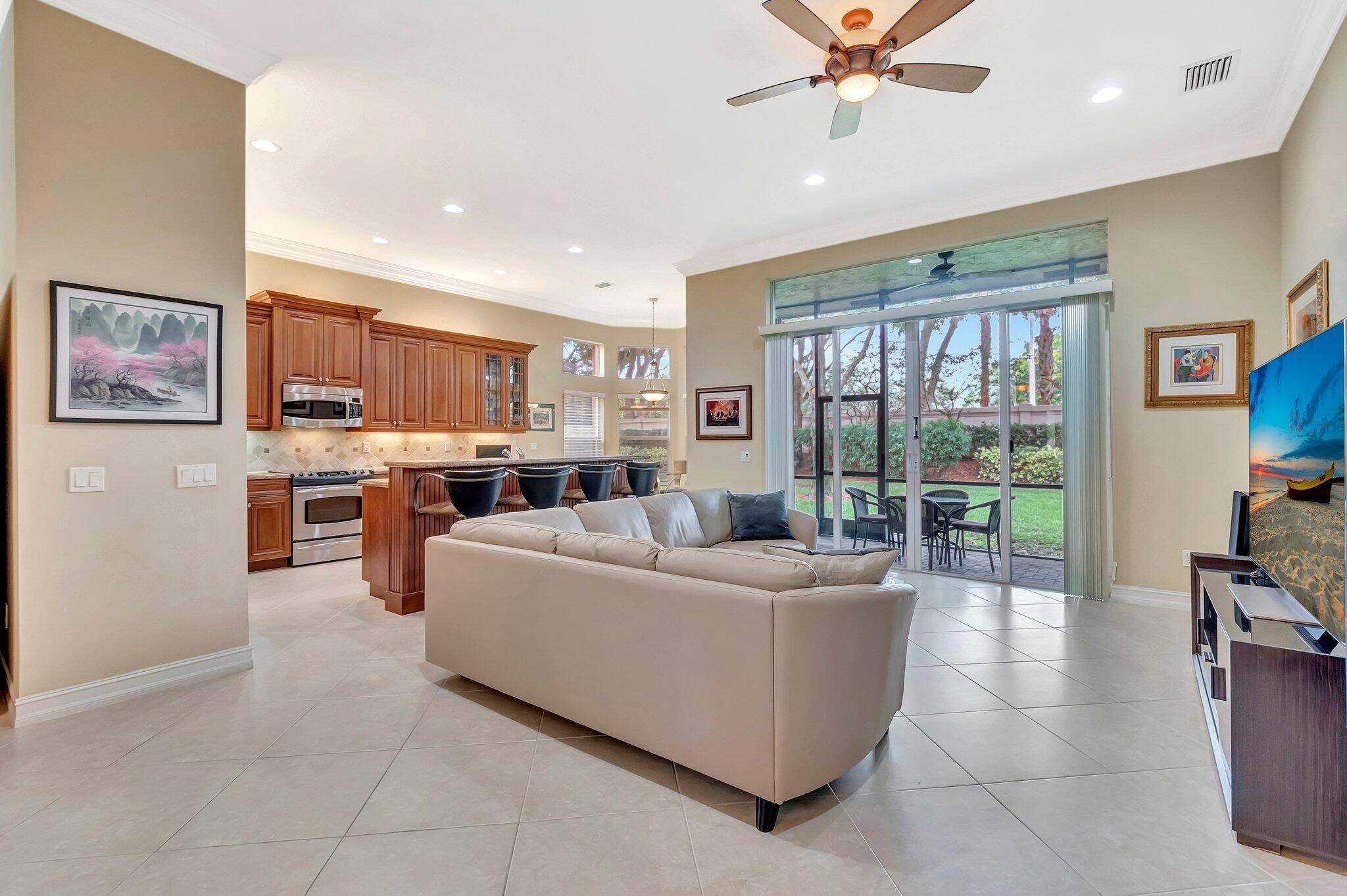 Boynton Beach, FL 33437,6722 Watertown DR