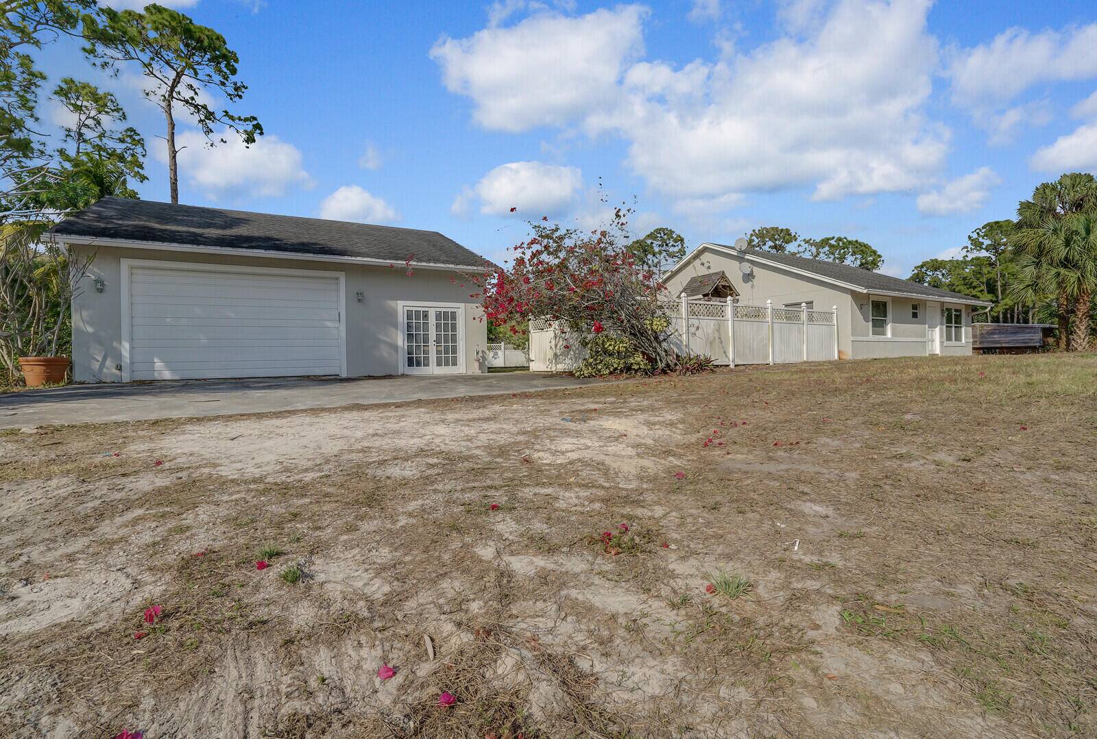 Loxahatchee, FL 33470,17851 N 68th ST