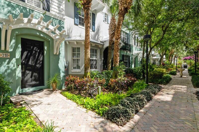 Delray Beach, FL 33483,310 E Mallory CIR