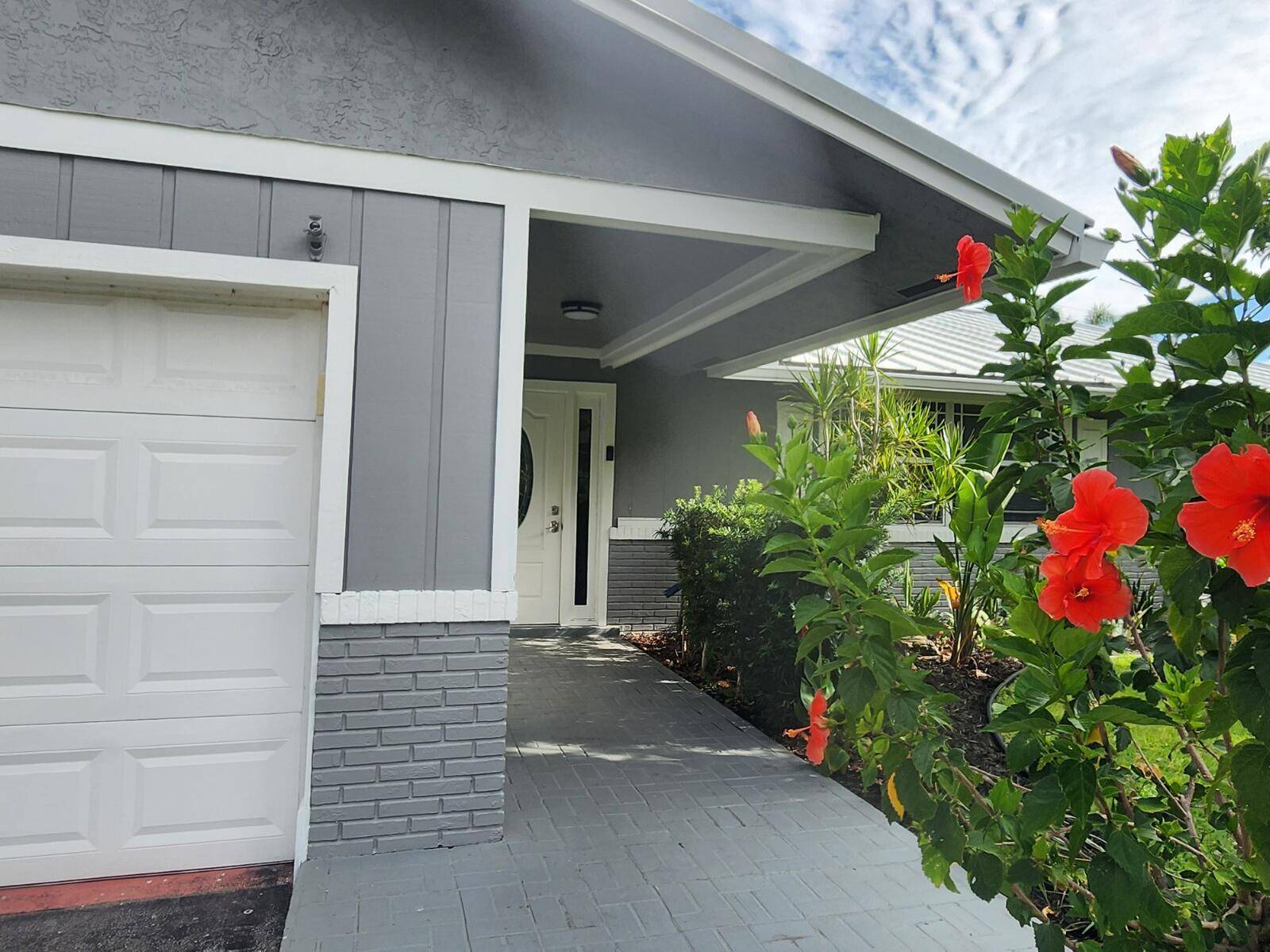 Delray Beach, FL 33444,696 Dotterel RD