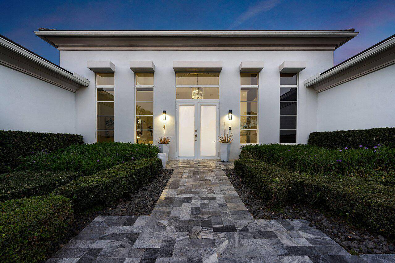 Delray Beach, FL 33445,16881 Rose Apple DR