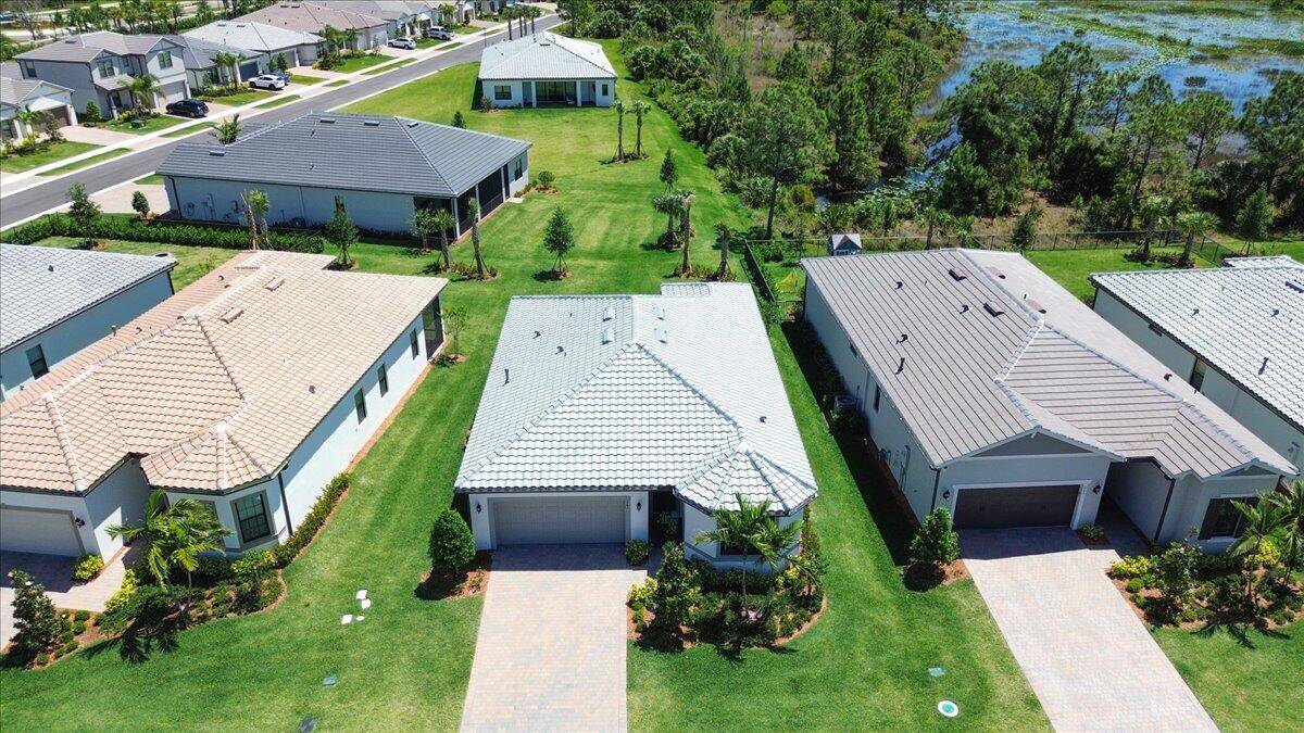 Port Saint Lucie, FL 34984,361 SE Filoli DR